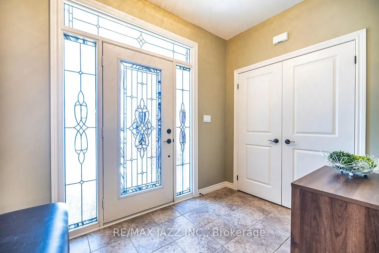 Photo 4 of 2246 Pindar Crescent, Oshawa, Kedron — HOMEH