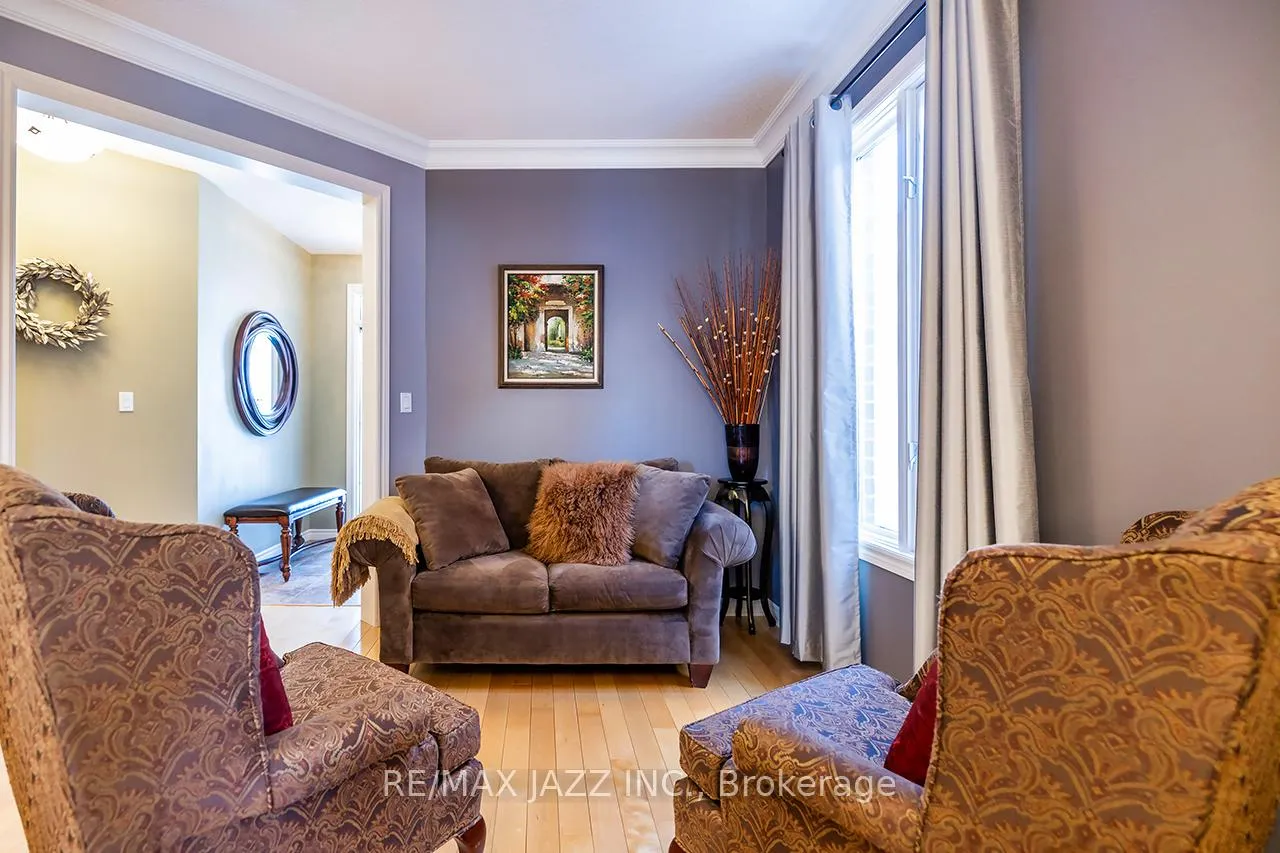Photo 8 of 2246 Pindar Crescent, Oshawa, Kedron — HOMEH