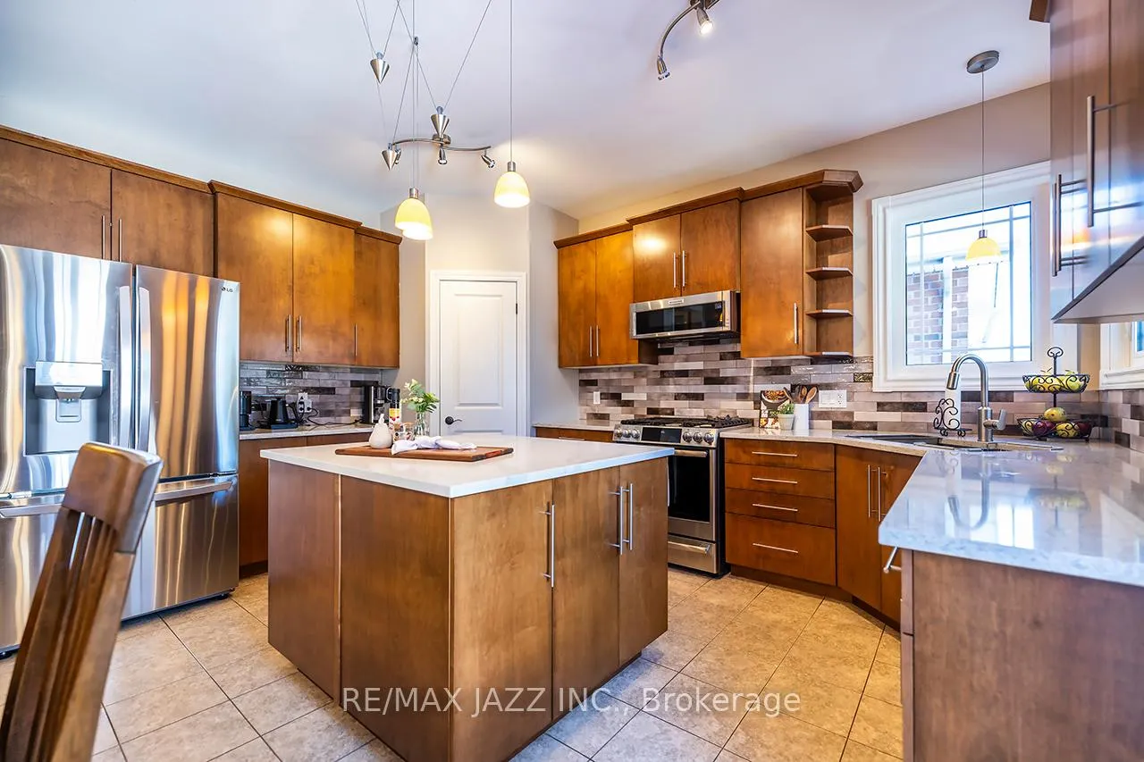 Photo 10 of 2246 Pindar Crescent, Oshawa, Kedron — HOMEH