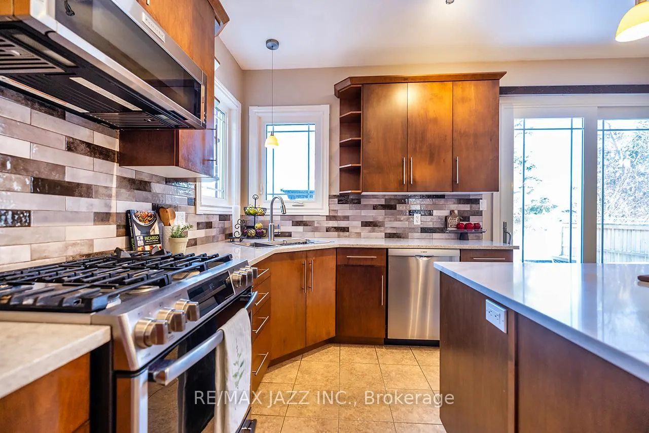 Photo 17 of 2246 Pindar Crescent, Oshawa, Kedron — HOMEH