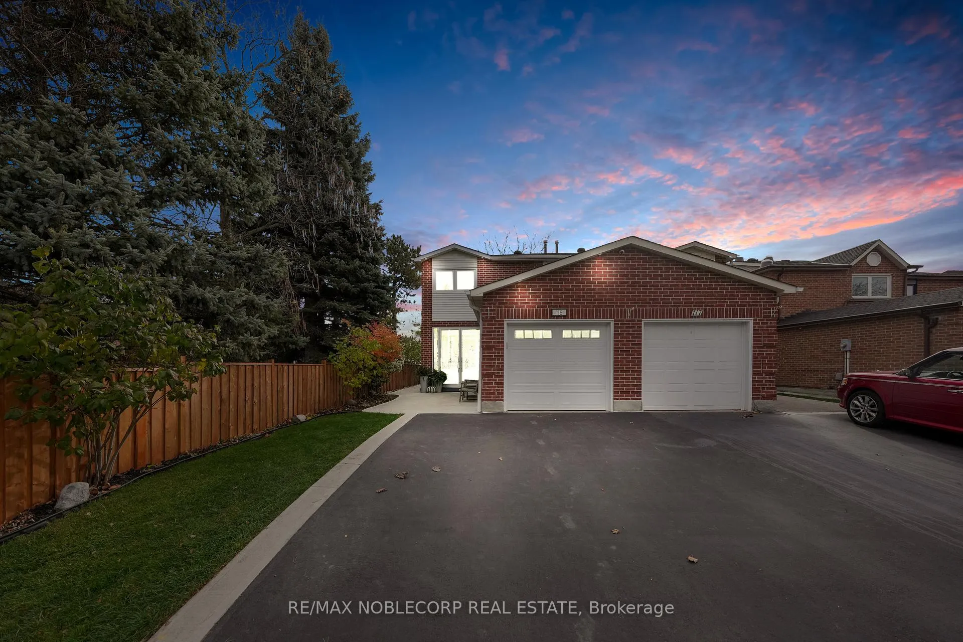 Photo 1 of 115 Aberdeen Avenue, Vaughan, East Woodbridge — HOMEH