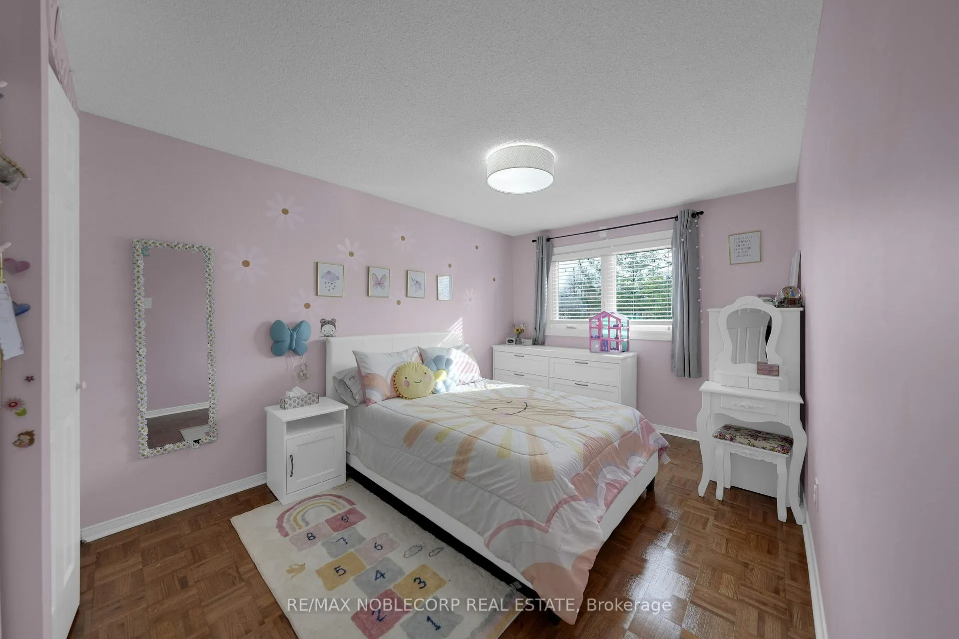 Photo 22 of 115 Aberdeen Avenue, Vaughan, East Woodbridge — HOMEH