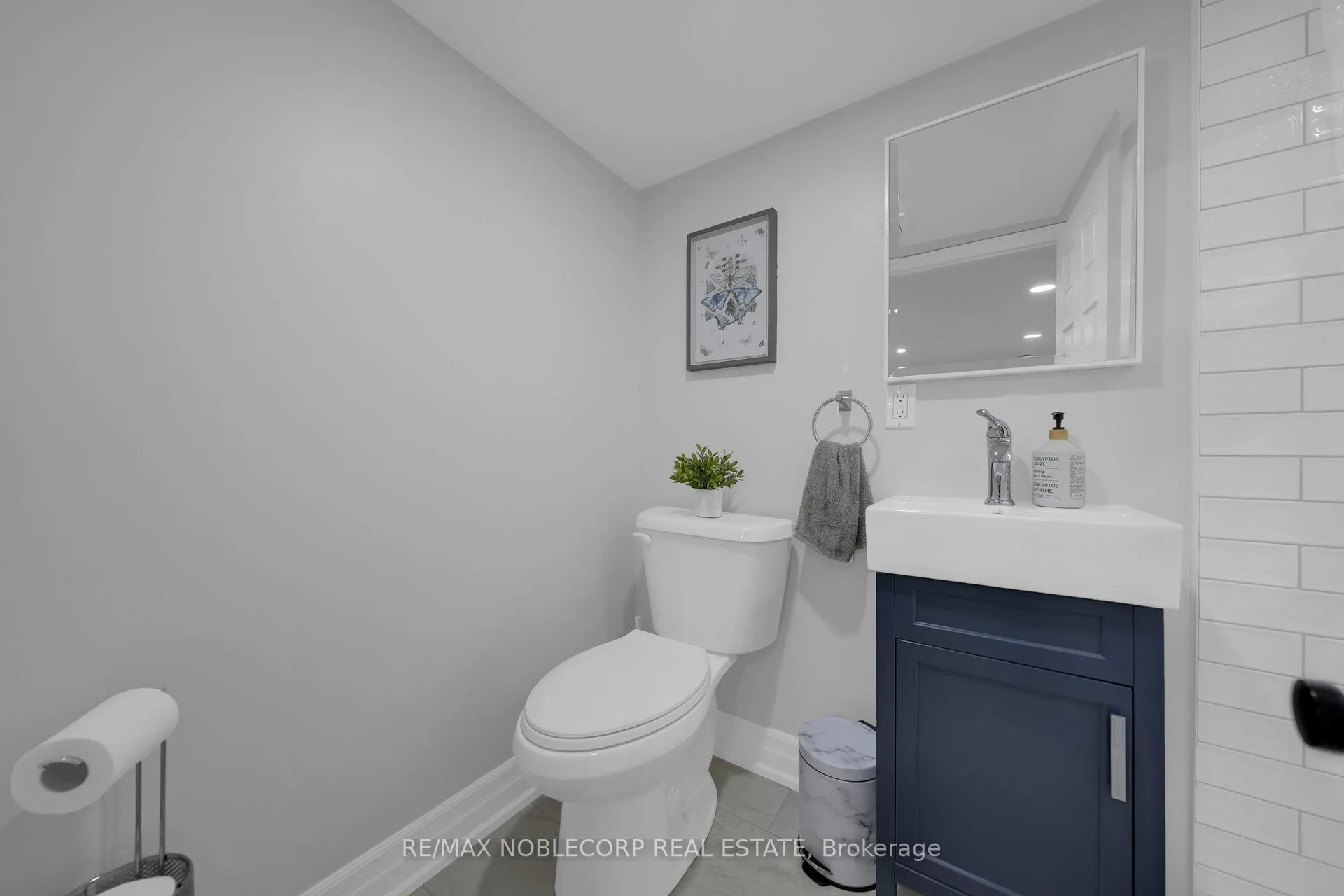 Photo 30 of 115 Aberdeen Avenue, Vaughan, East Woodbridge — HOMEH