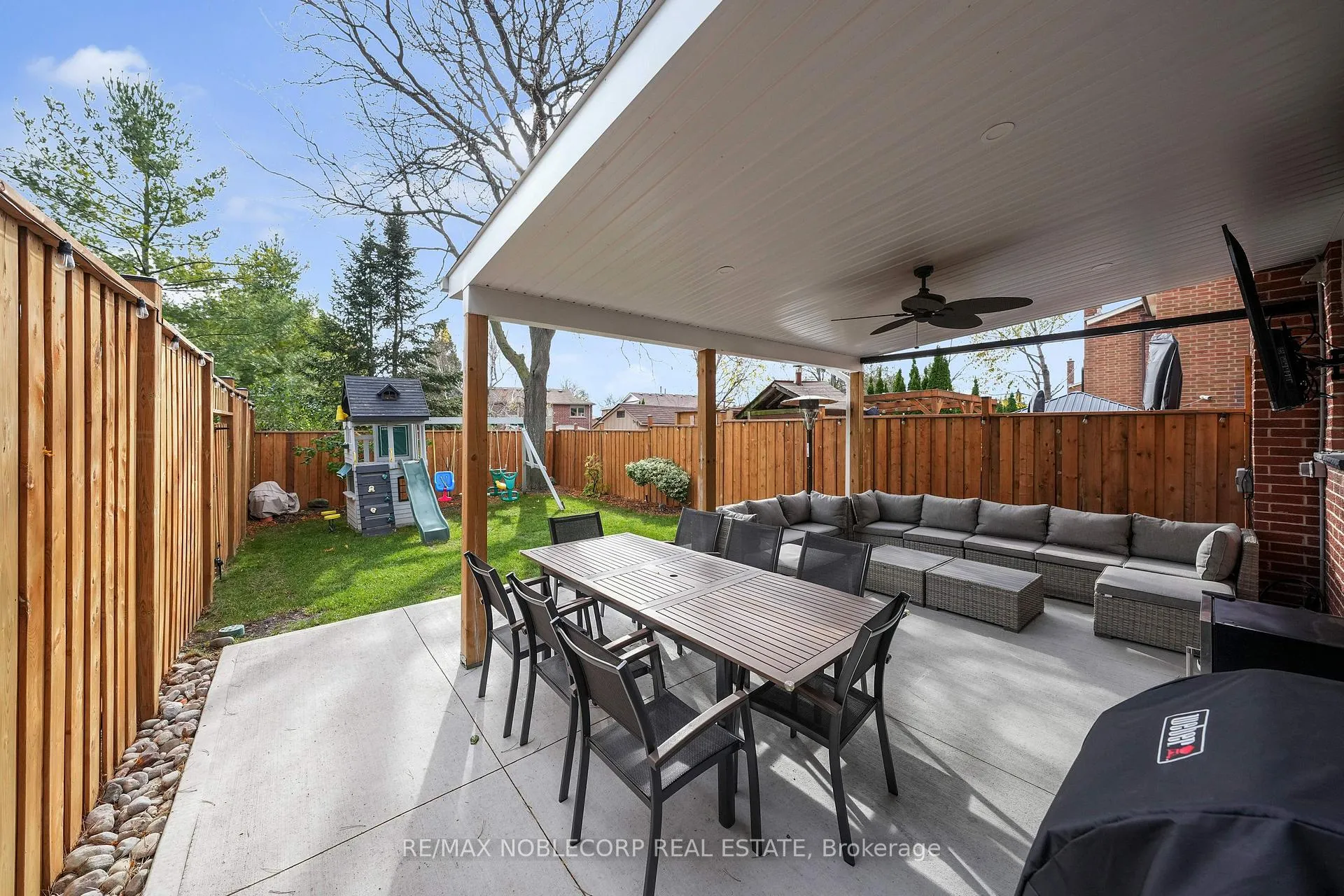 Photo 34 of 115 Aberdeen Avenue, Vaughan, East Woodbridge — HOMEH