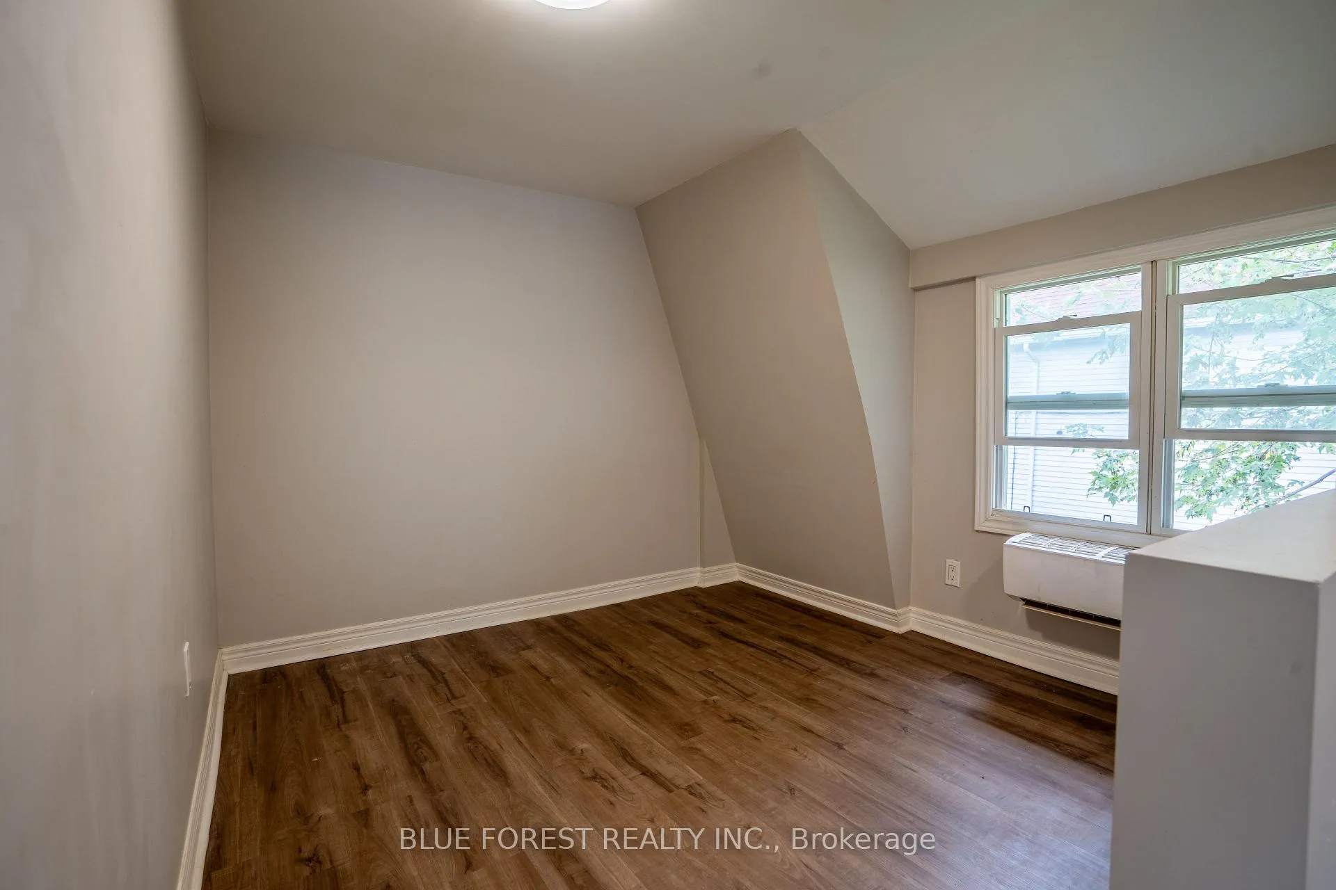 Photo 11 of 171 Raleigh Street, Chatham-Kent, Chatham — HOMEH