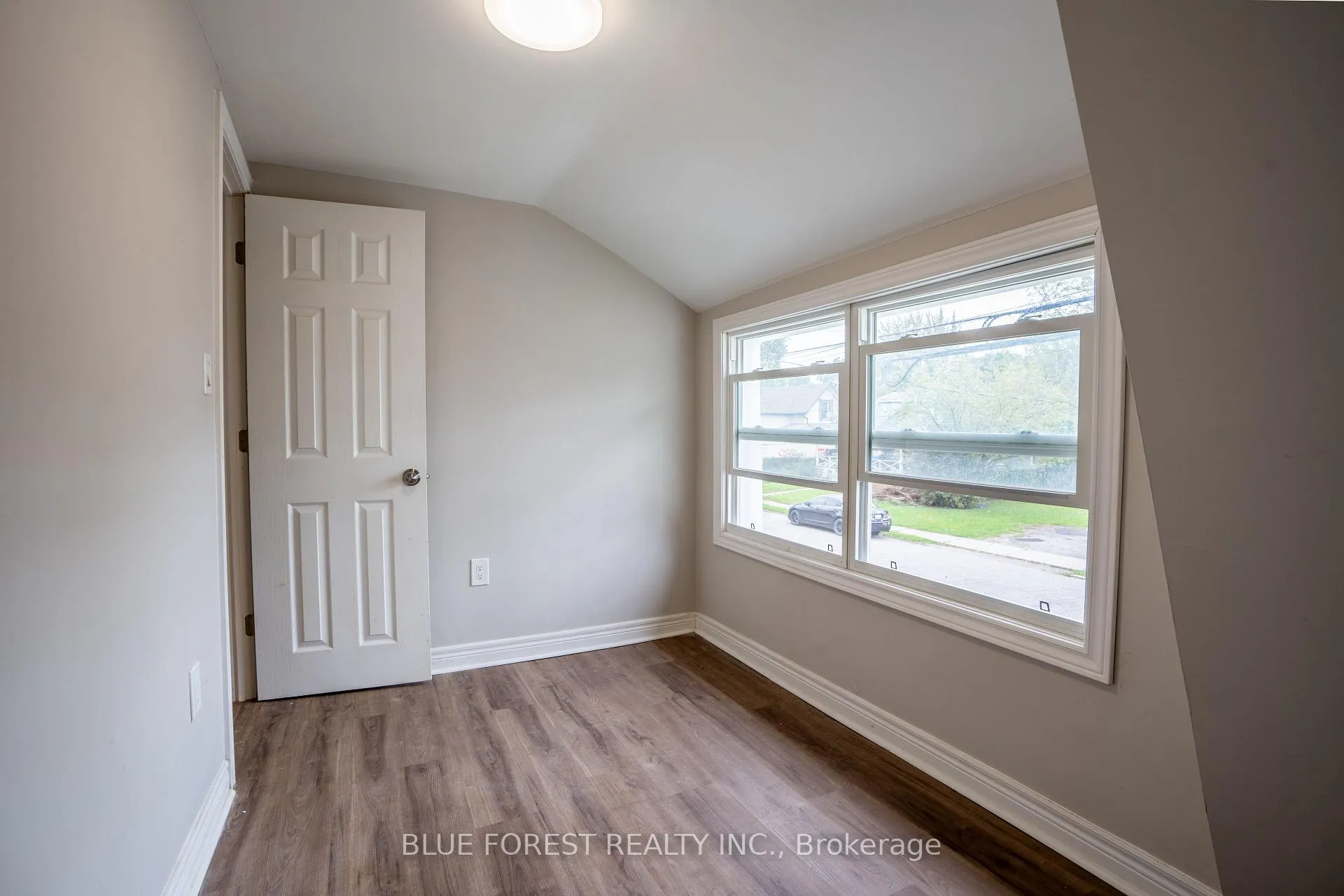 Photo 13 of 171 Raleigh Street, Chatham-Kent, Chatham — HOMEH