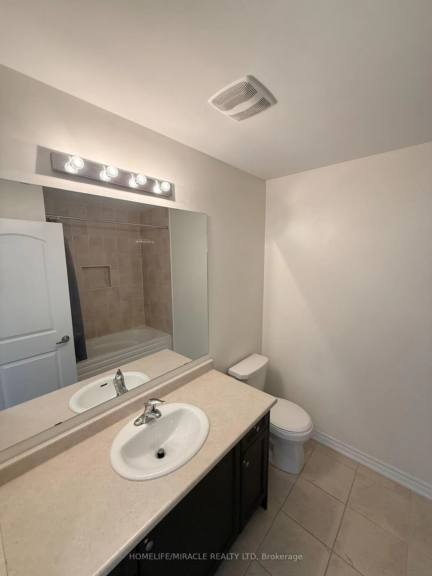 Photo 24 of 27 Mountainside Crescent, Whitby, Rolling Acres — HOMEH