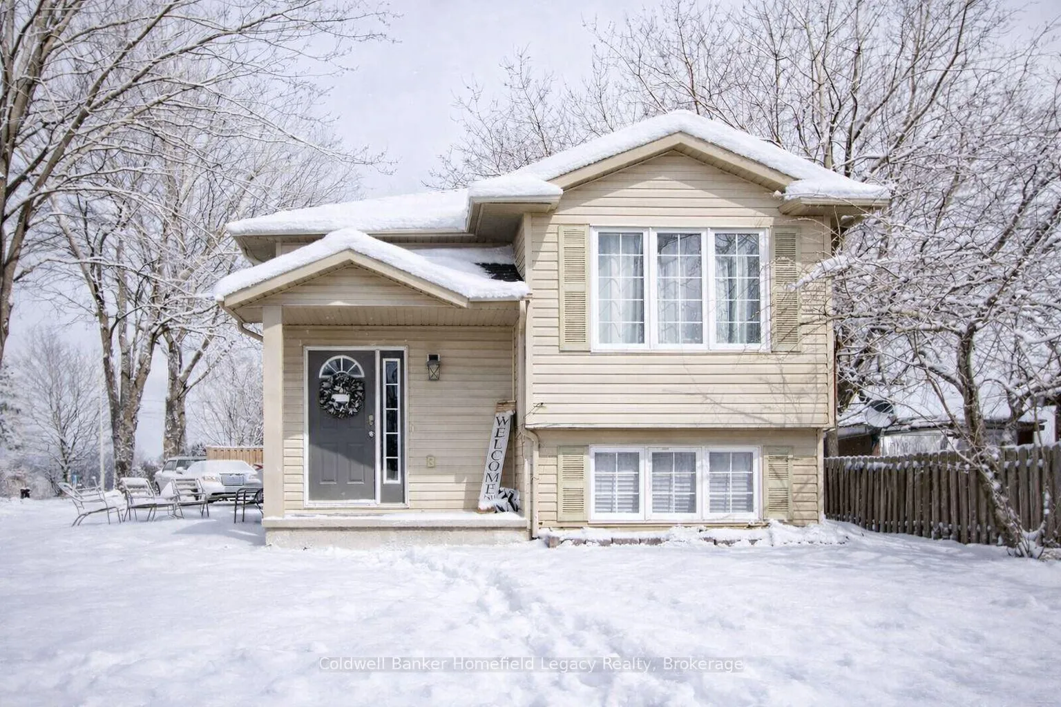 Photo 2 of 17 Laurier Street, Stratford — HOMEH