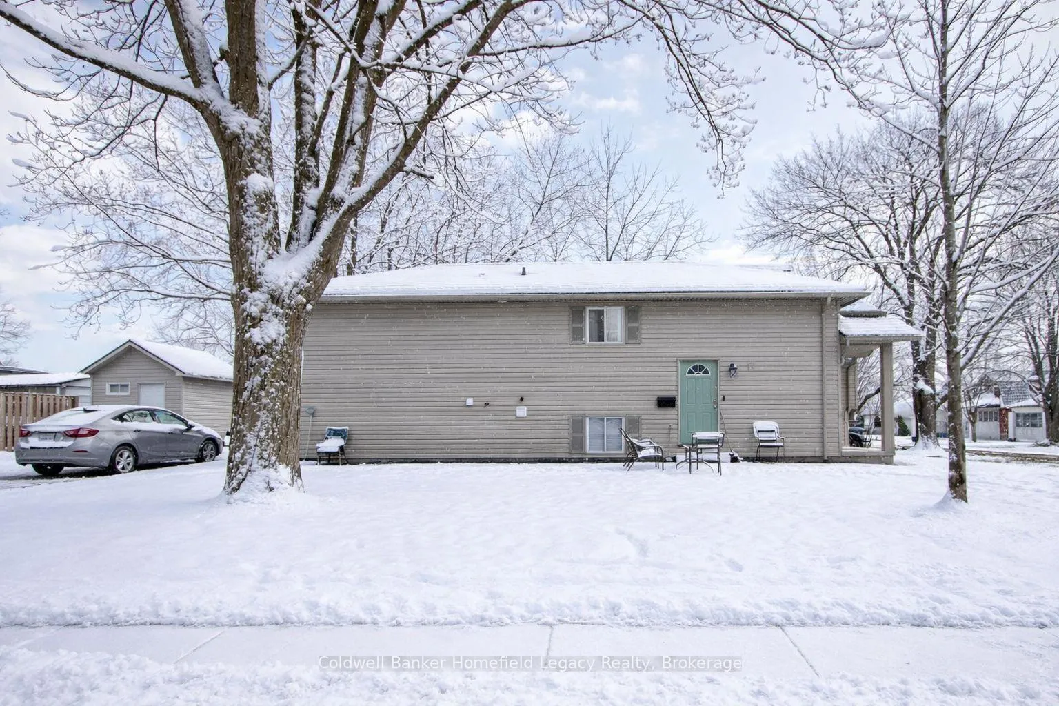 Photo 3 of 17 Laurier Street, Stratford — HOMEH