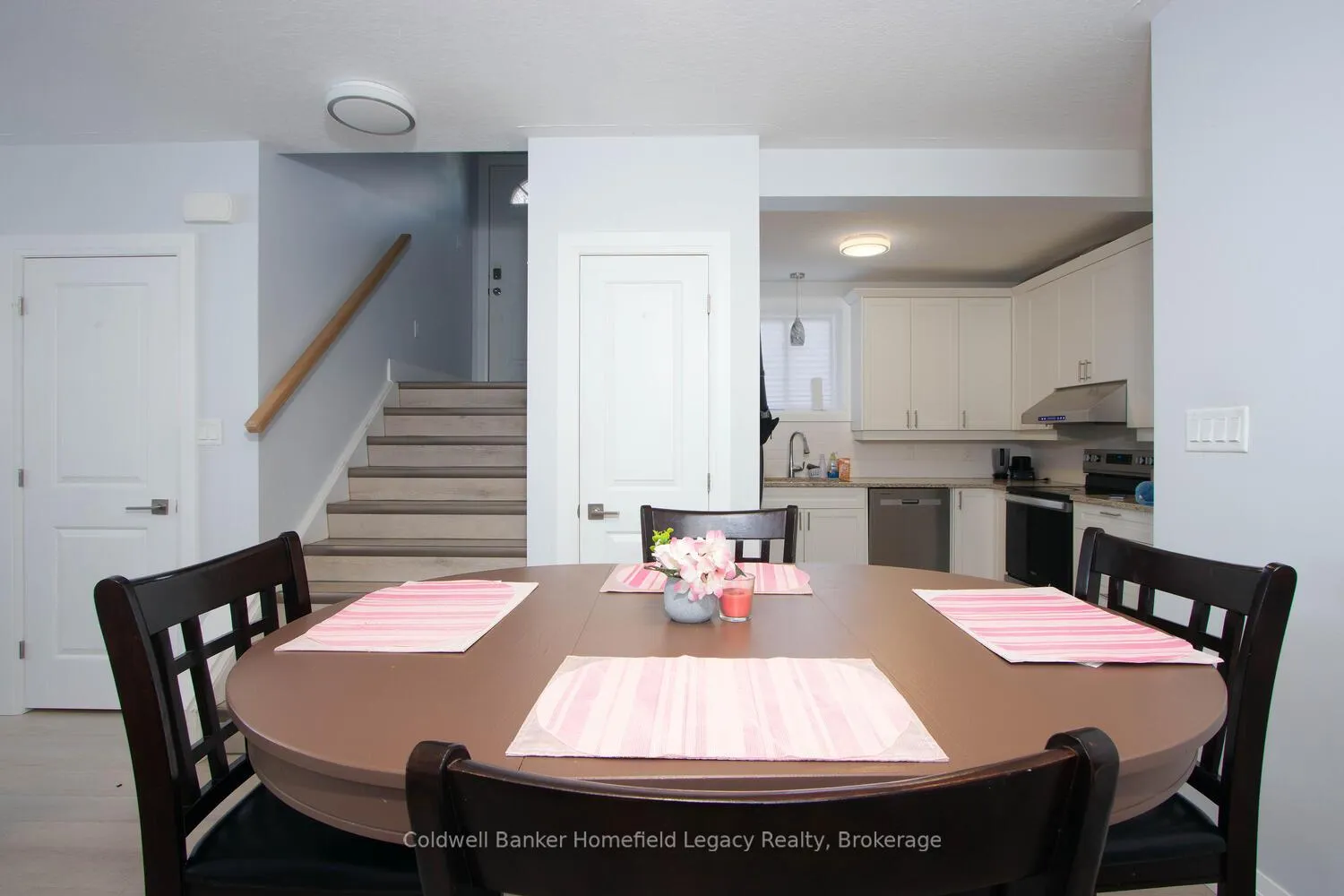 Photo 18 of 17 Laurier Street, Stratford — HOMEH