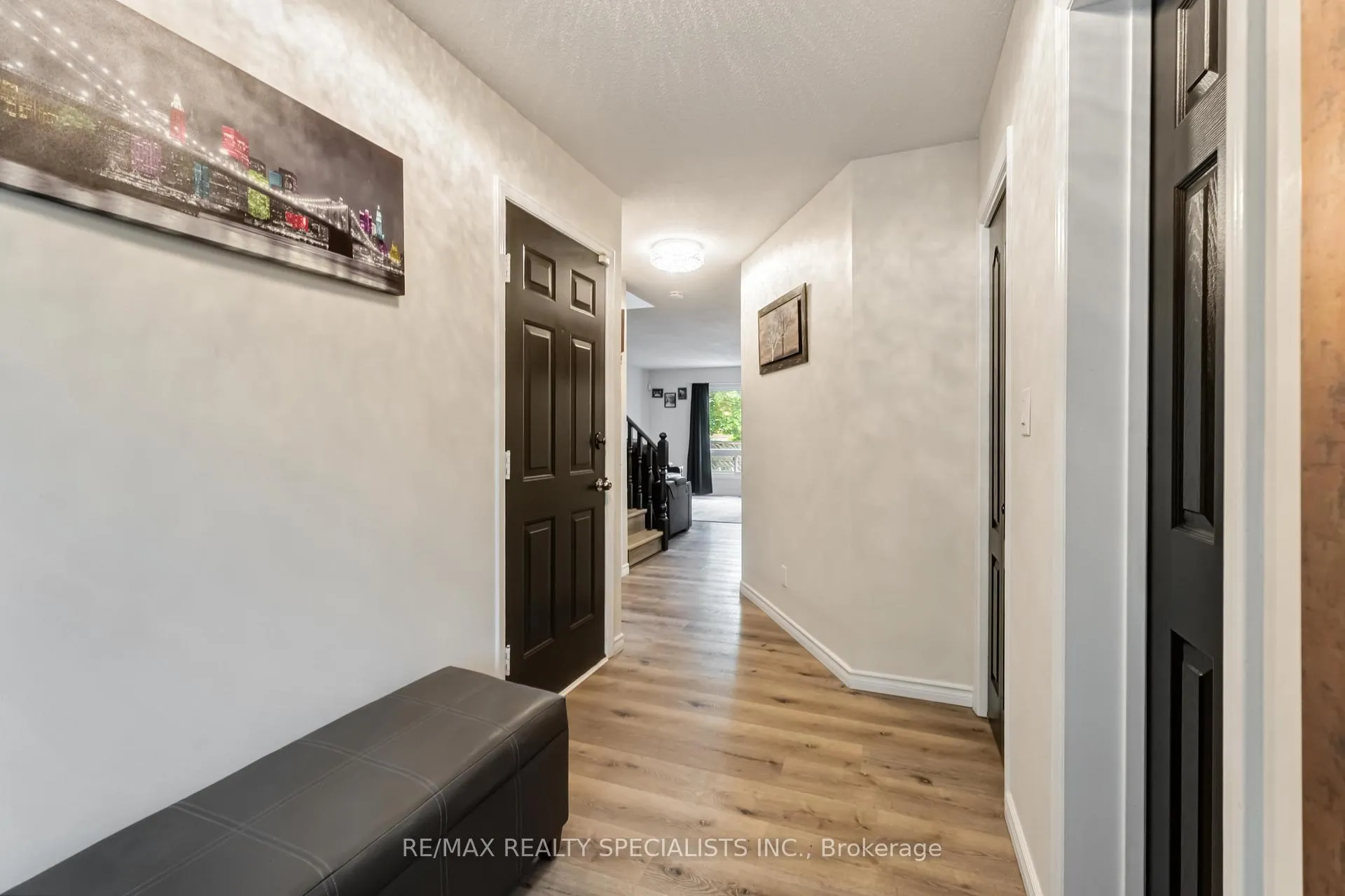 Photo 7 of 17 Rannie Court, Thorold, Confederation Heights — HOMEH