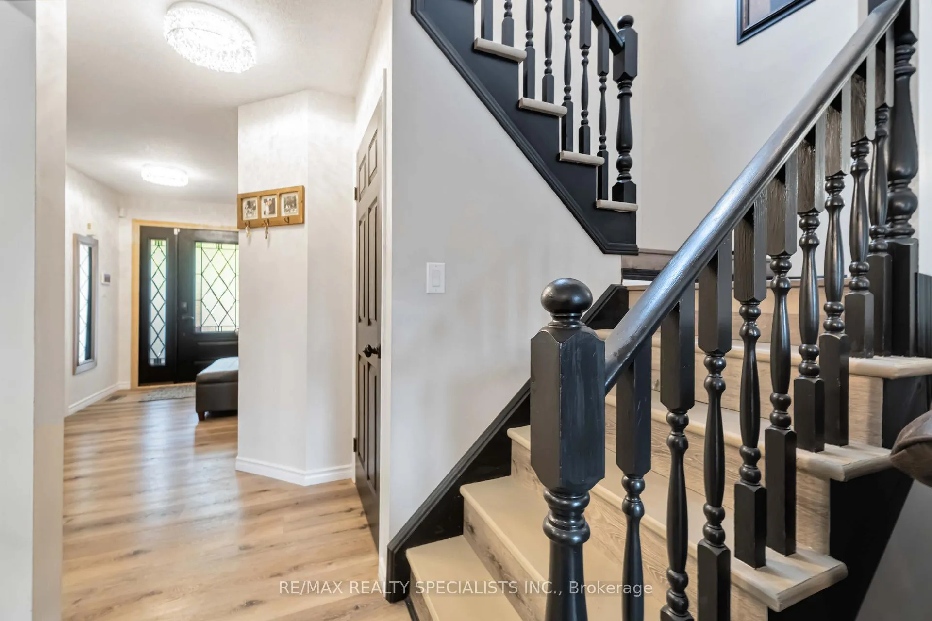 Photo 8 of 17 Rannie Court, Thorold, Confederation Heights — HOMEH