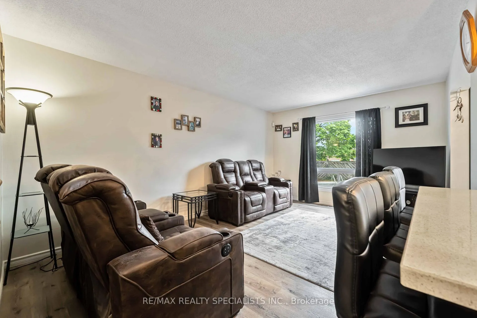 Photo 10 of 17 Rannie Court, Thorold, Confederation Heights — HOMEH
