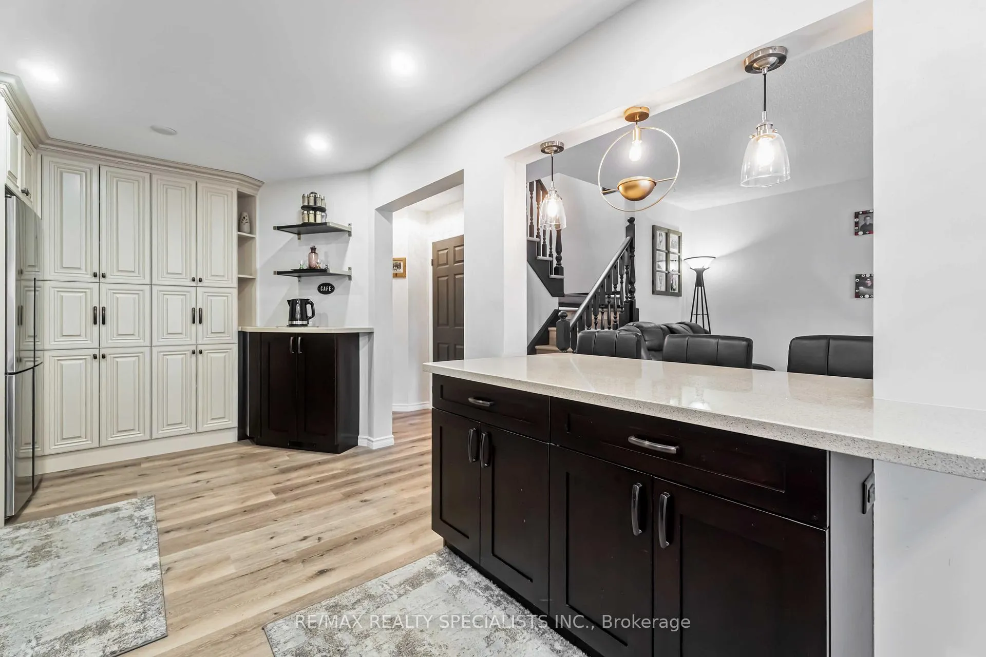 Photo 14 of 17 Rannie Court, Thorold, Confederation Heights — HOMEH