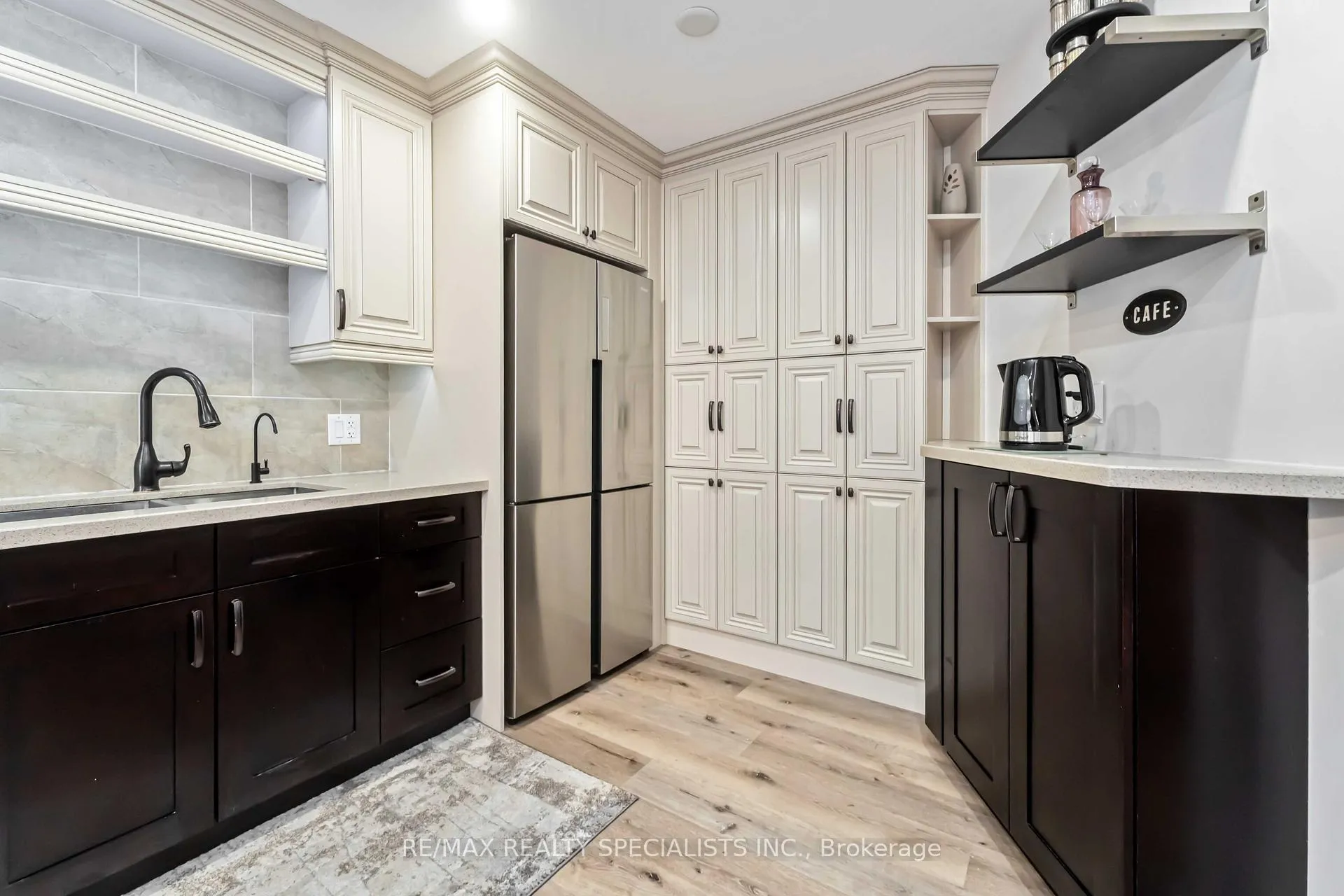 Photo 16 of 17 Rannie Court, Thorold, Confederation Heights — HOMEH