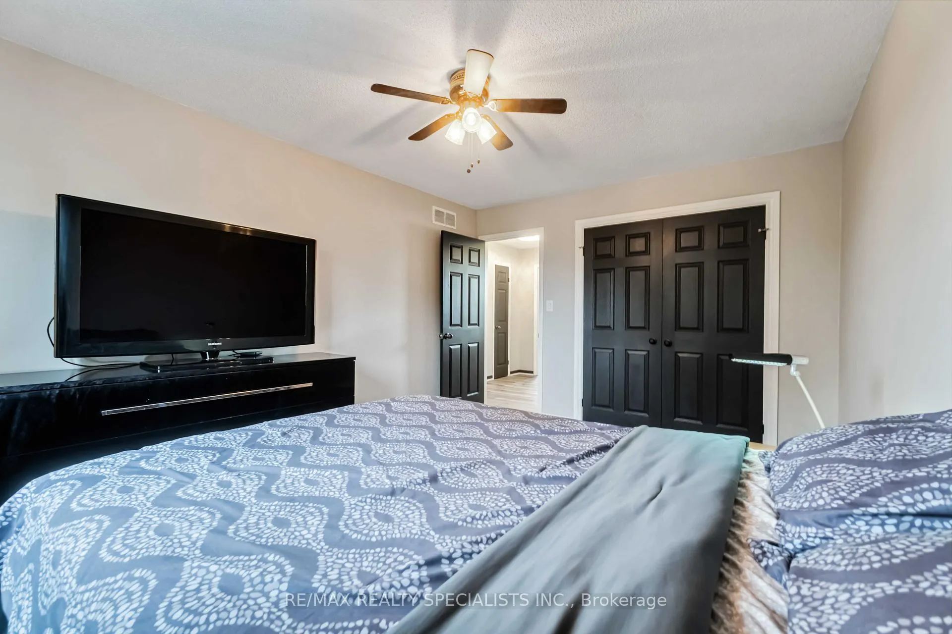 Photo 24 of 17 Rannie Court, Thorold, Confederation Heights — HOMEH