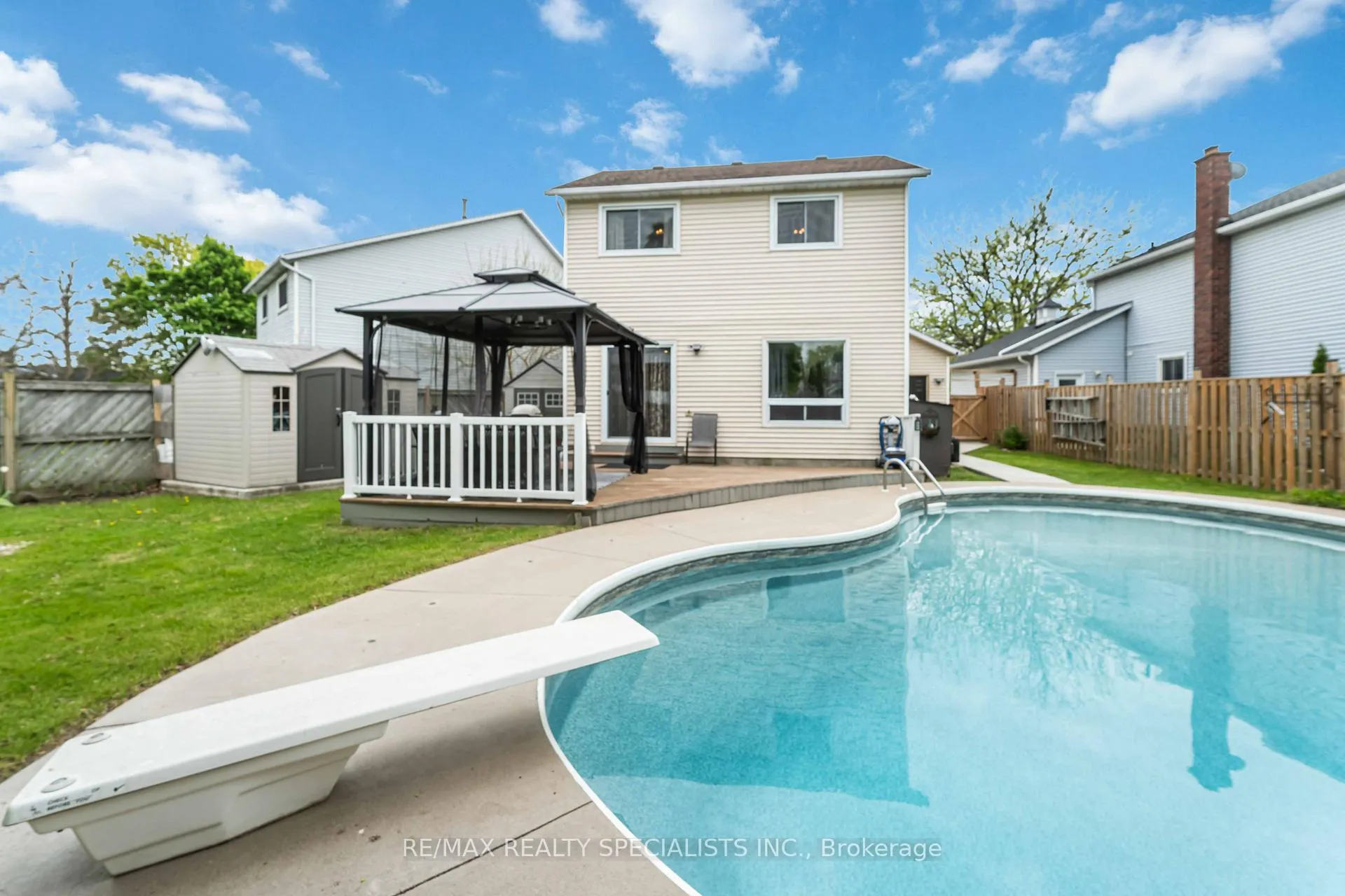 Photo 40 of 17 Rannie Court, Thorold, Confederation Heights — HOMEH