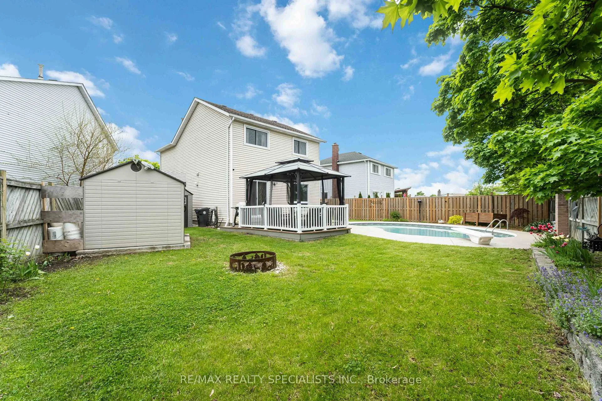 Photo 43 of 17 Rannie Court, Thorold, Confederation Heights — HOMEH