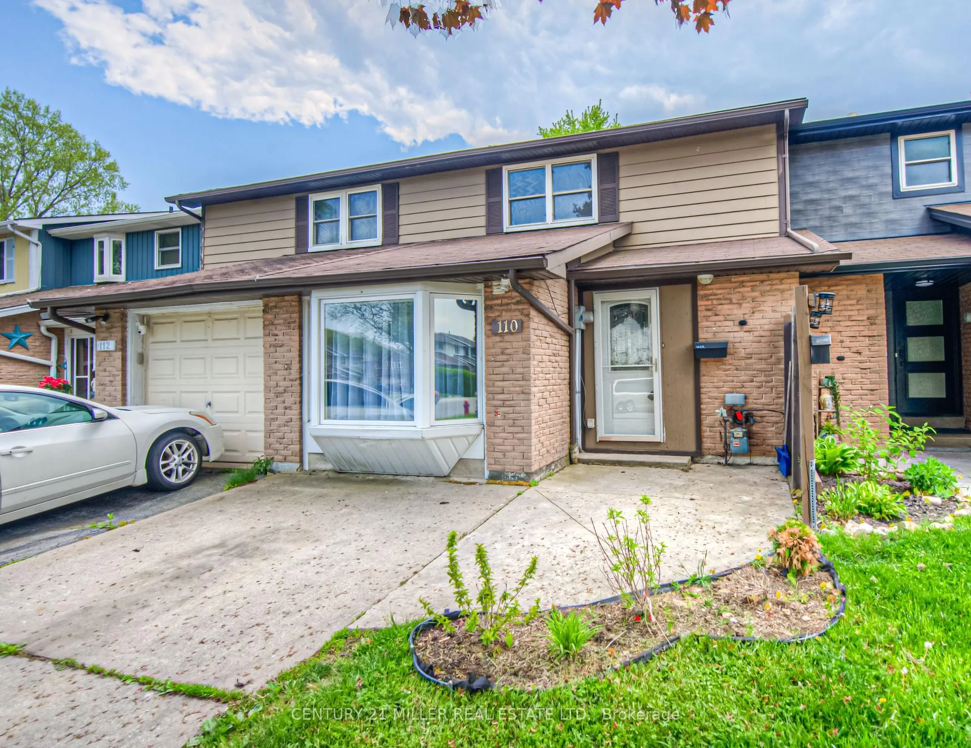 Photo 1 of 110 Gledhill Crescent, Hamilton, Gourley — HOMEH
