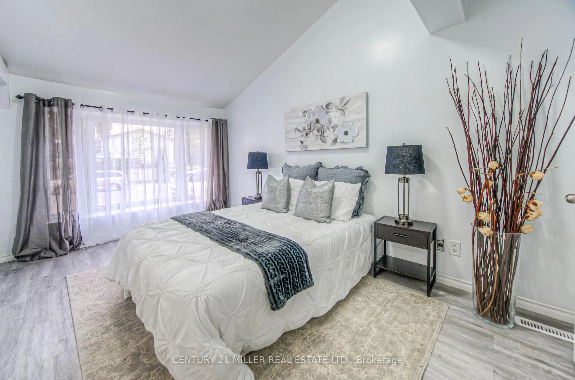 Photo 7 of 110 Gledhill Crescent, Hamilton, Gourley — HOMEH