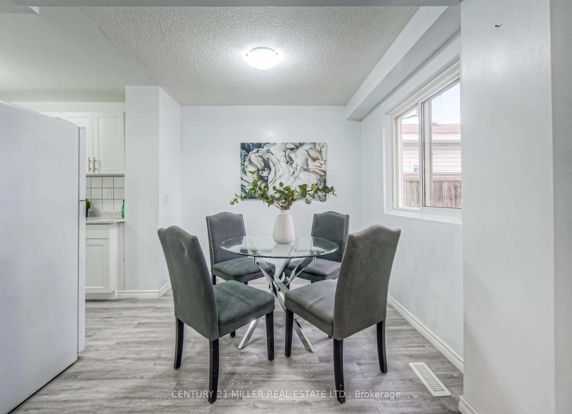 Photo 14 of 110 Gledhill Crescent, Hamilton, Gourley — HOMEH