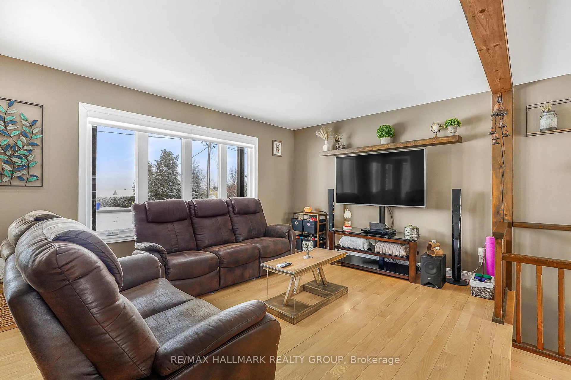 Photo 7 of 2431 Bay Road, Champlain, Champlain Twp — HOMEH