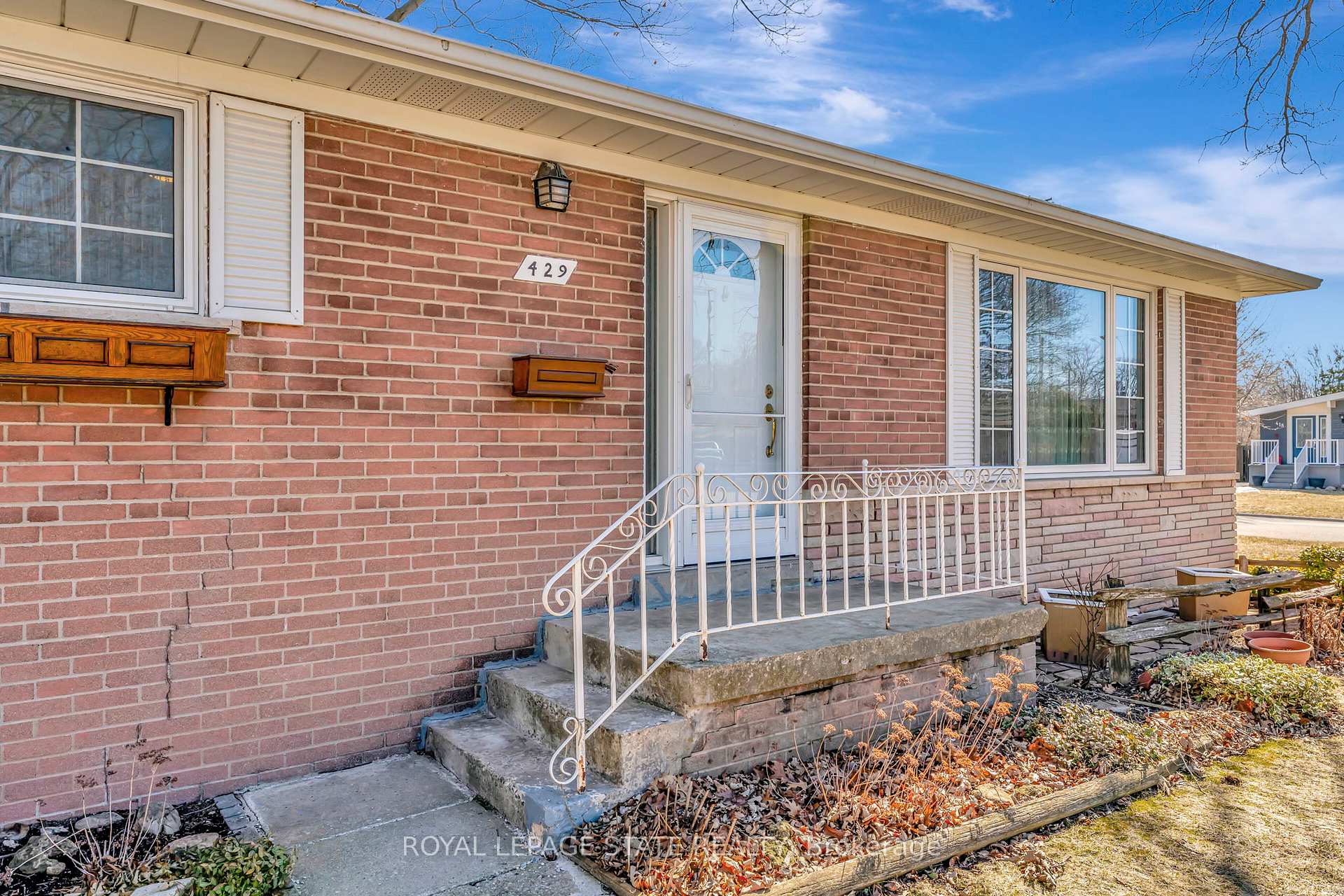 Photo 1 of 429 Norrie Crescent, Burlington, Appleby — HOMEH