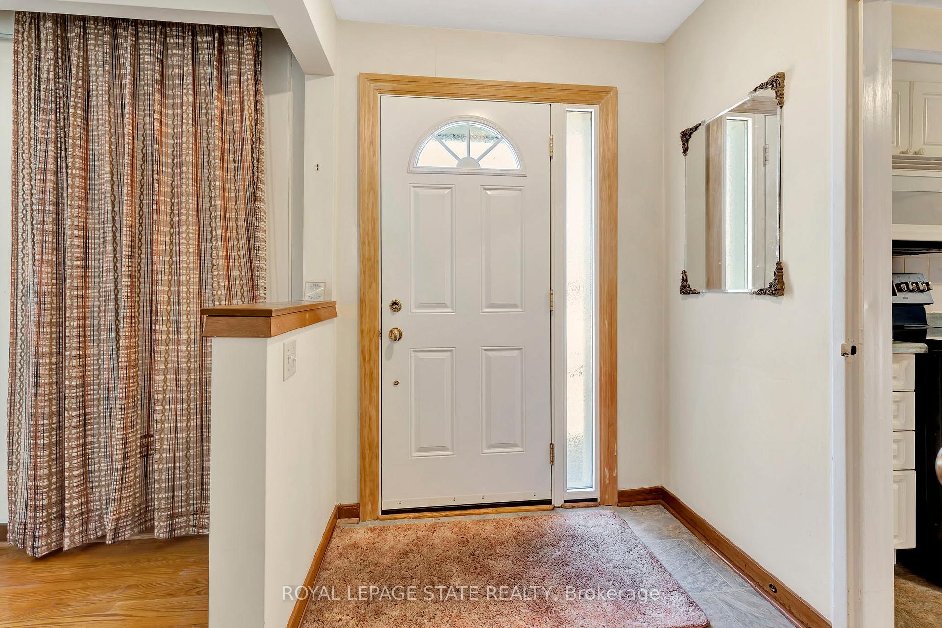 Photo 5 of 429 Norrie Crescent, Burlington, Appleby — HOMEH