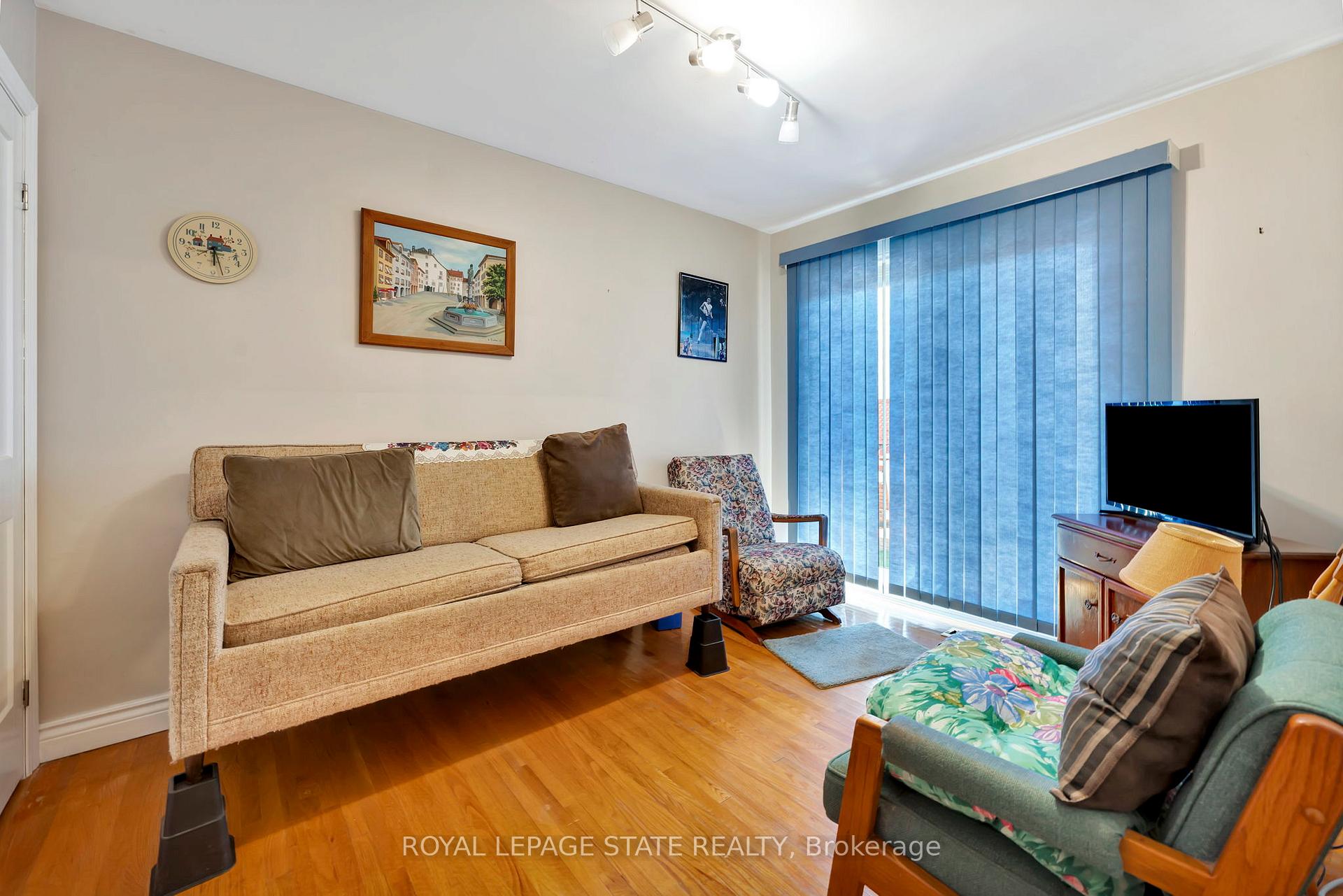 Photo 12 of 429 Norrie Crescent, Burlington, Appleby — HOMEH