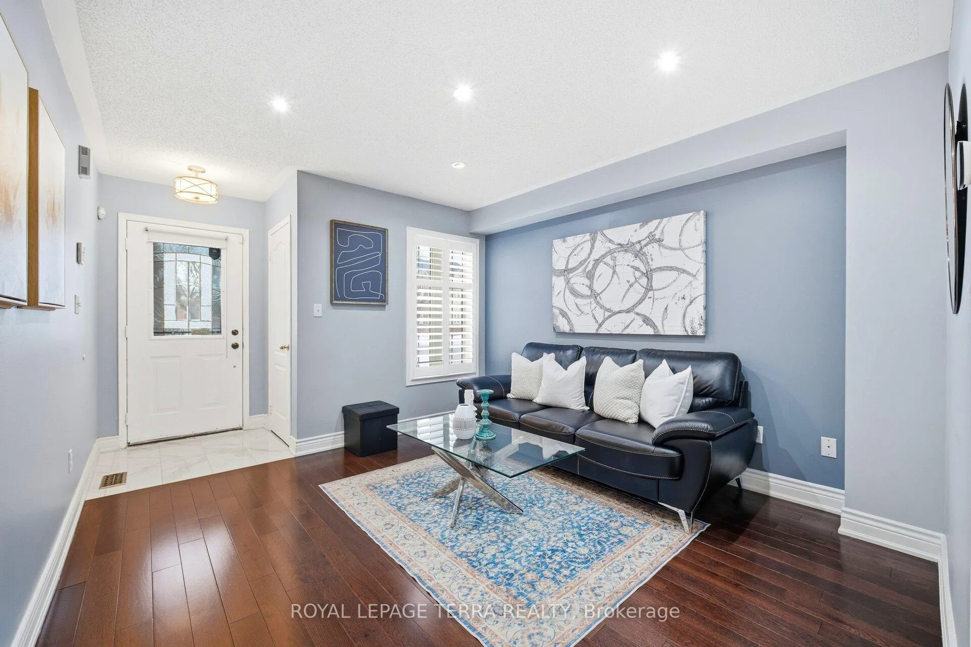 Photo 7 of 20 Boyd Crescent, Ajax, Northeast Ajax — HOMEH