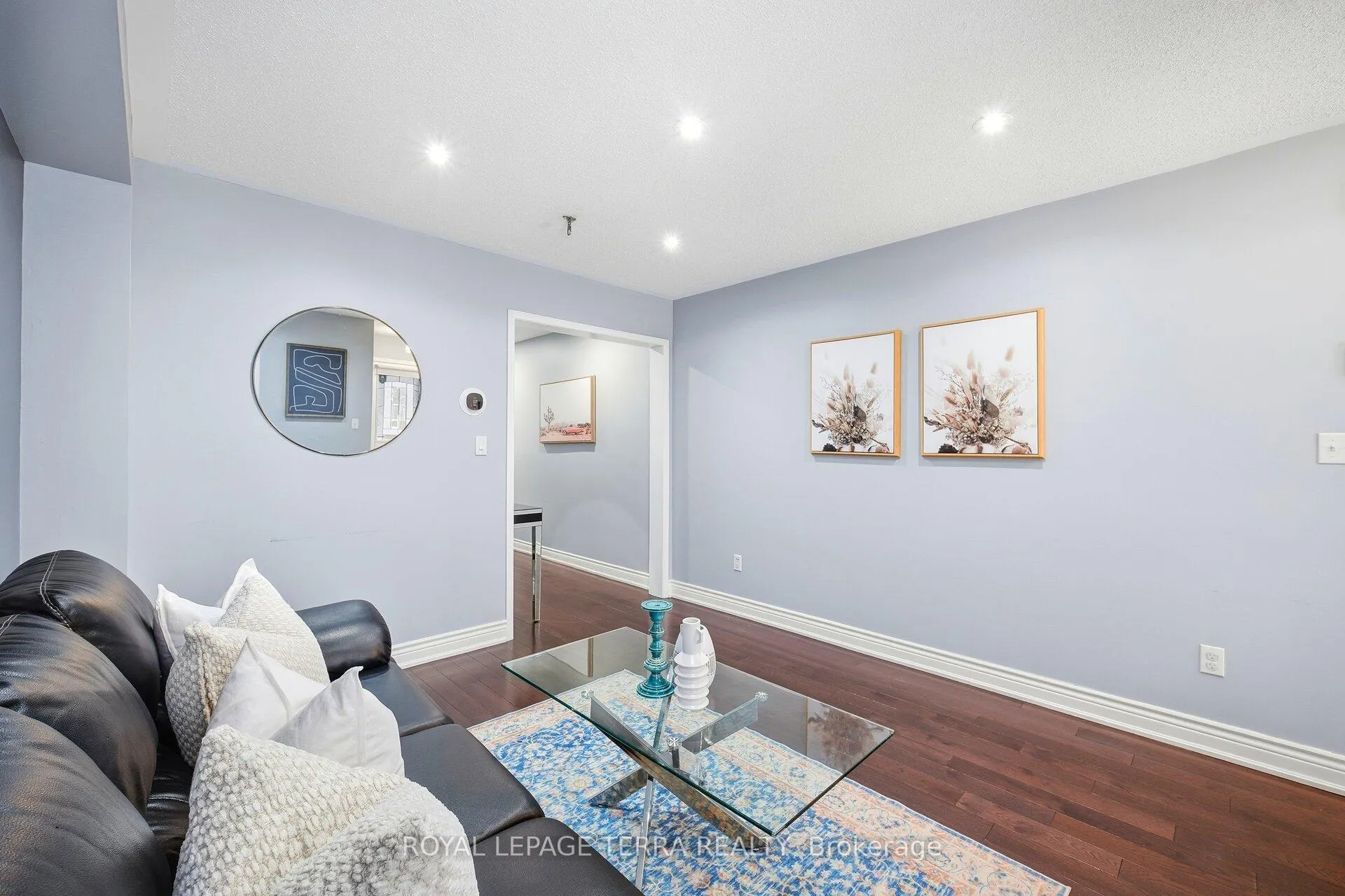 Photo 8 of 20 Boyd Crescent, Ajax, Northeast Ajax — HOMEH