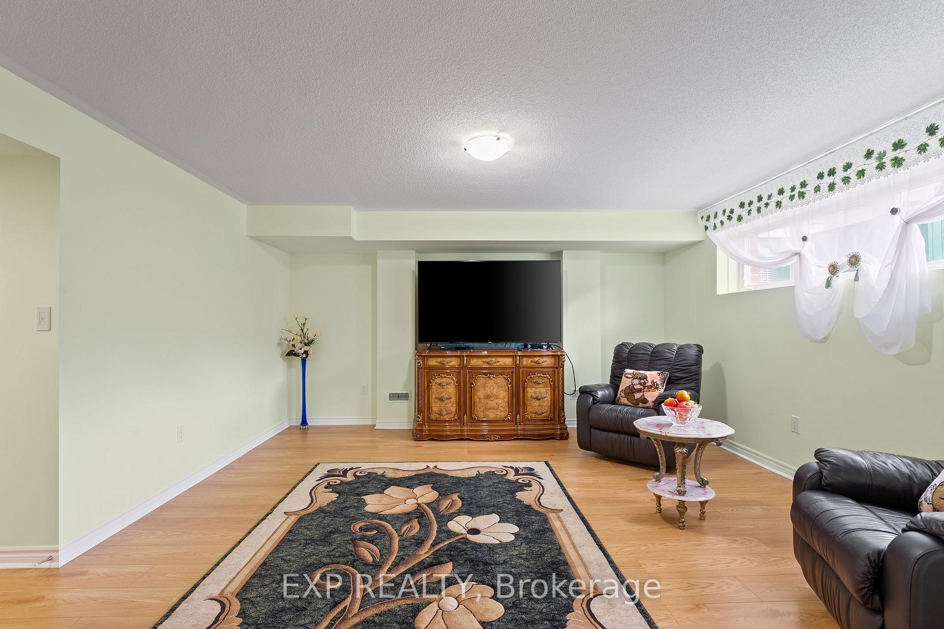 Photo 31 of 26 Pietrowski Drive, Georgina, Keswick North — HOMEH