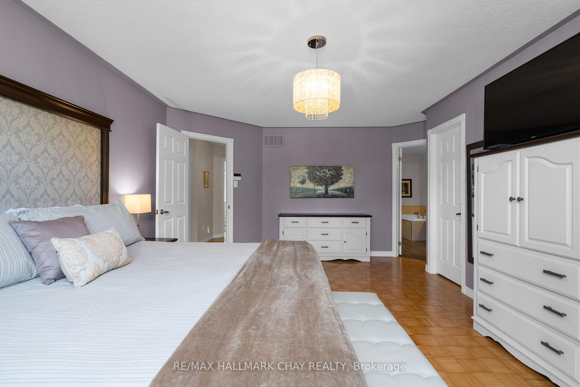 Photo 15 of 9 Crimson Ridge Road, Barrie, Bayshore — HOMEH