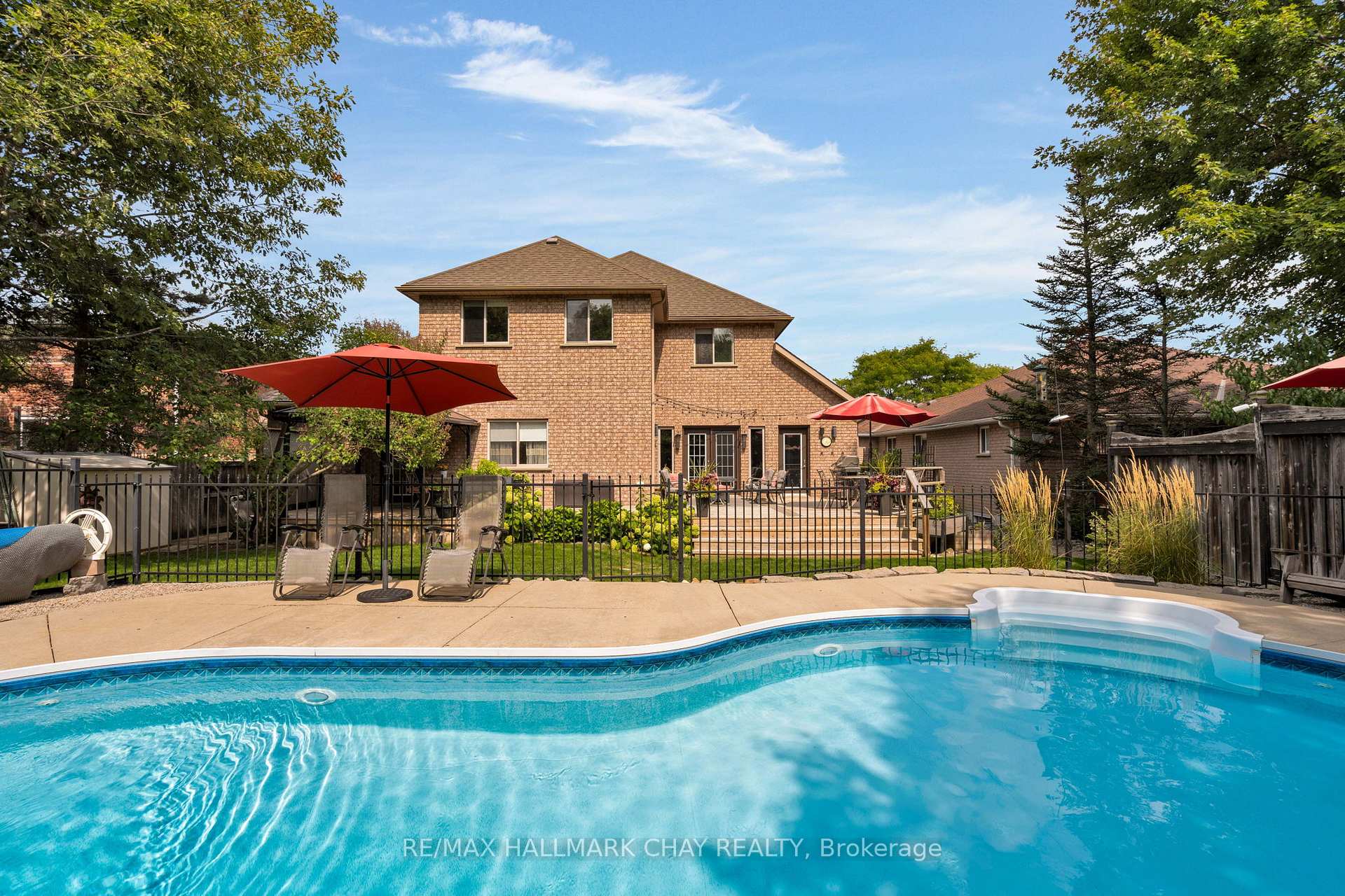 Photo 32 of 9 Crimson Ridge Road, Barrie, Bayshore — HOMEH