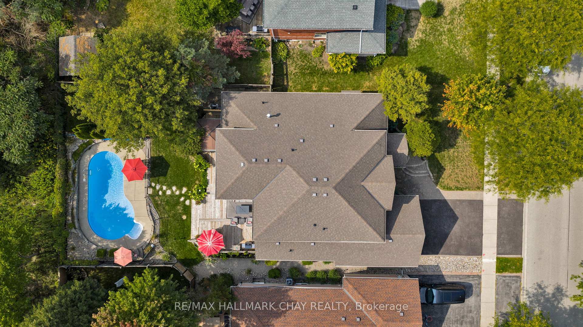 Photo 38 of 9 Crimson Ridge Road, Barrie, Bayshore — HOMEH