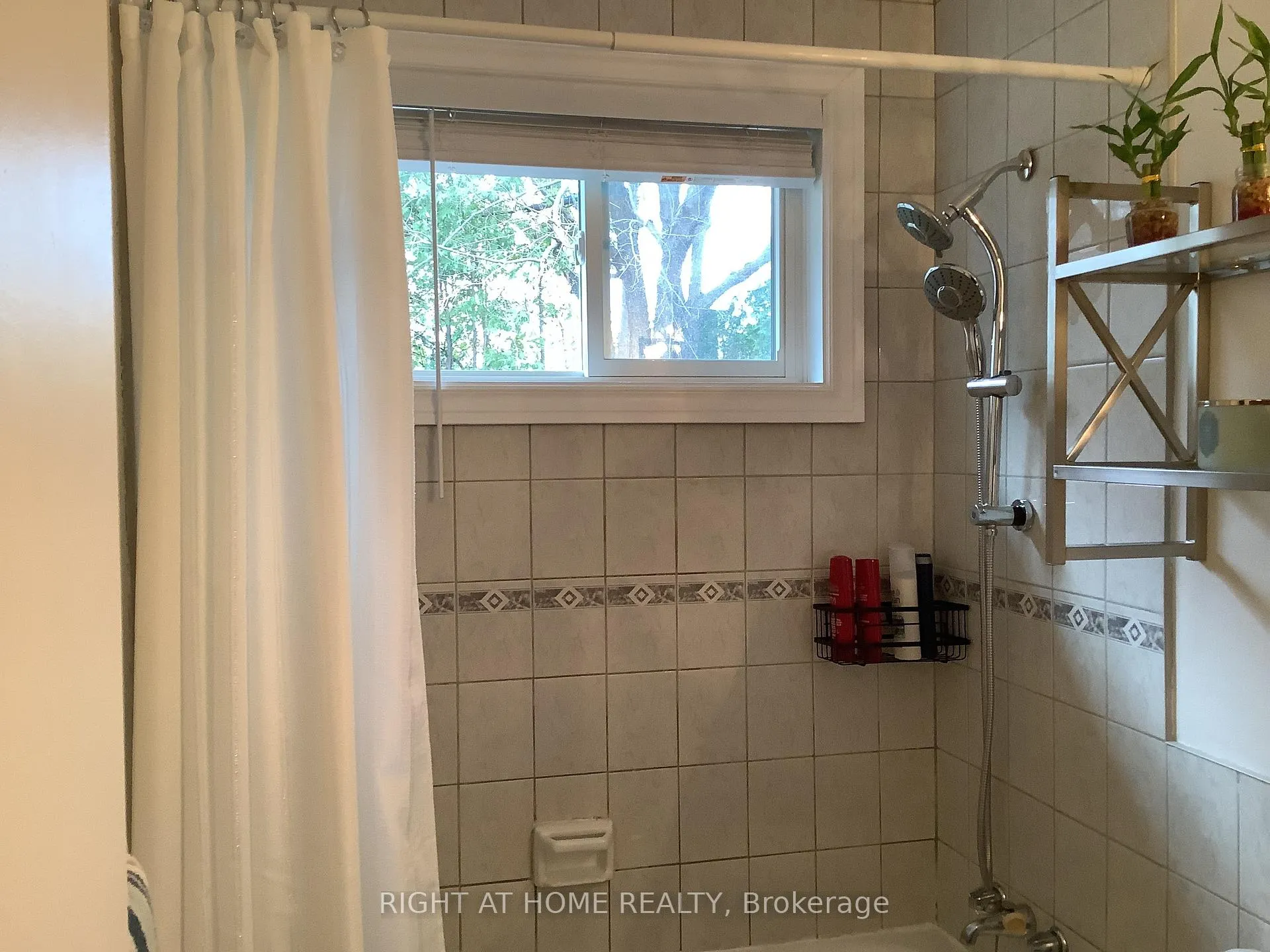 Photo 12 of 8 Davis Road, Aurora, Aurora Highlands — HOMEH