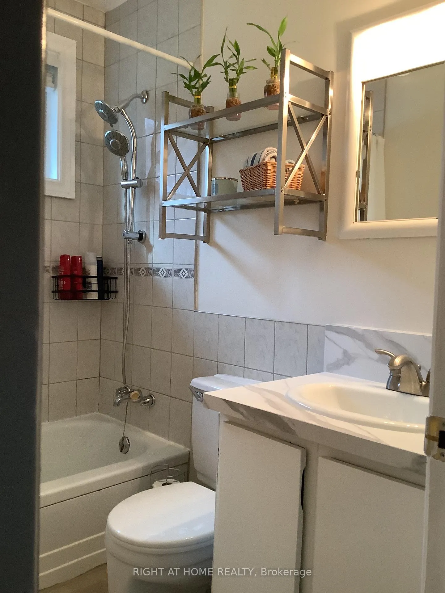 Photo 13 of 8 Davis Road, Aurora, Aurora Highlands — HOMEH