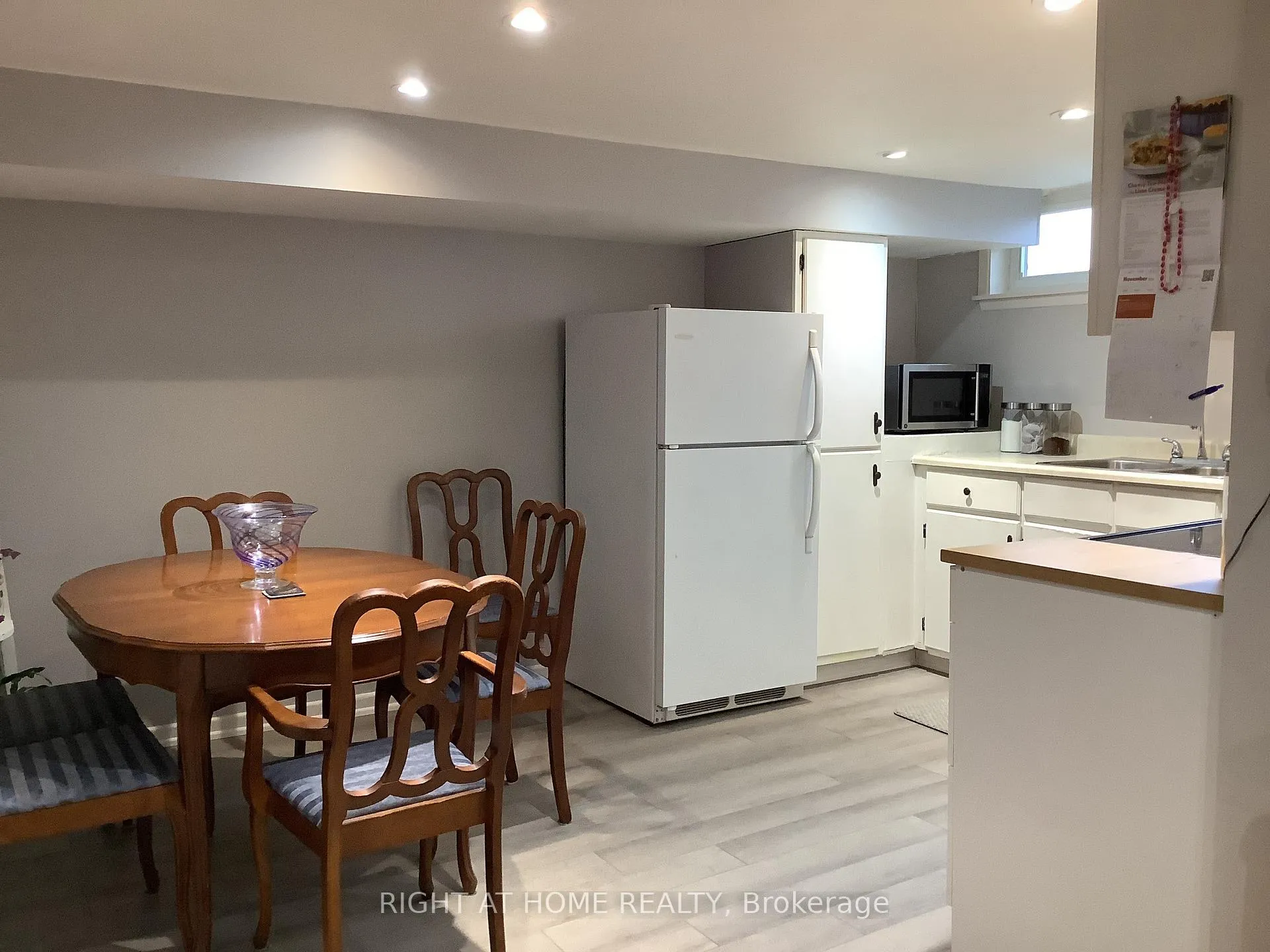 Photo 22 of 8 Davis Road, Aurora, Aurora Highlands — HOMEH
