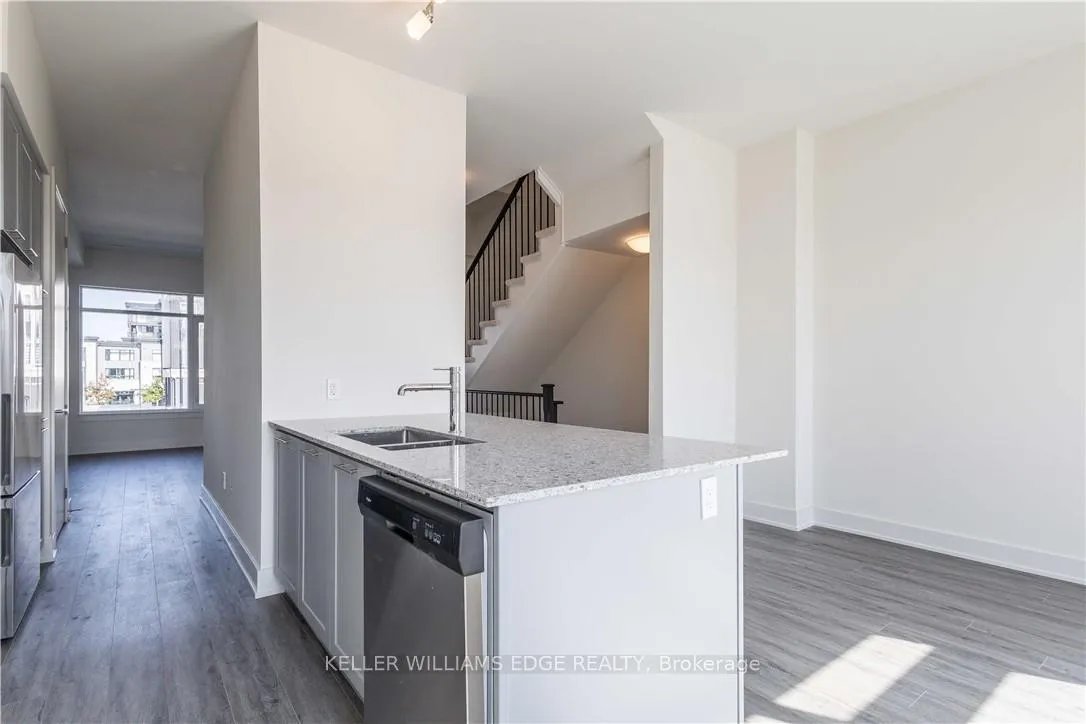 Photo 4 of 52 Windward Drive, Grimsby, Grimsby Beach — HOMEH