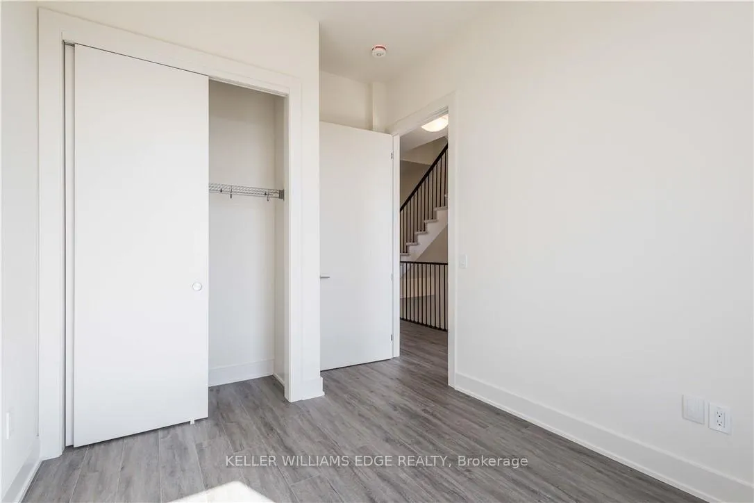 Photo 17 of 52 Windward Drive, Grimsby, Grimsby Beach — HOMEH