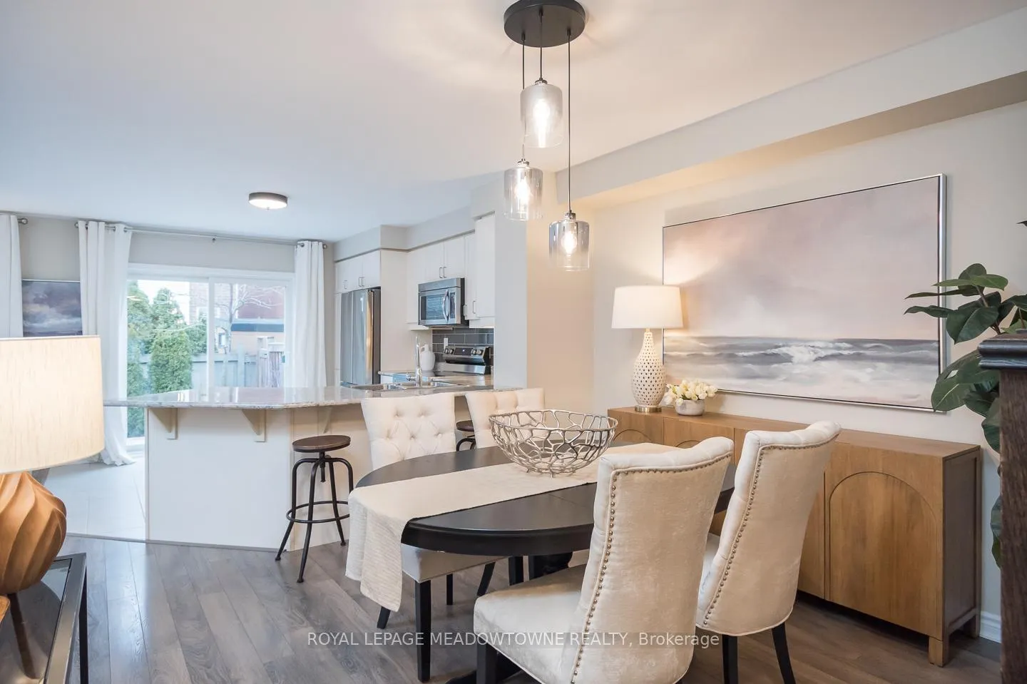 Photo 8 of 1667 Clitherow Street, Milton, Ford — HOMEH