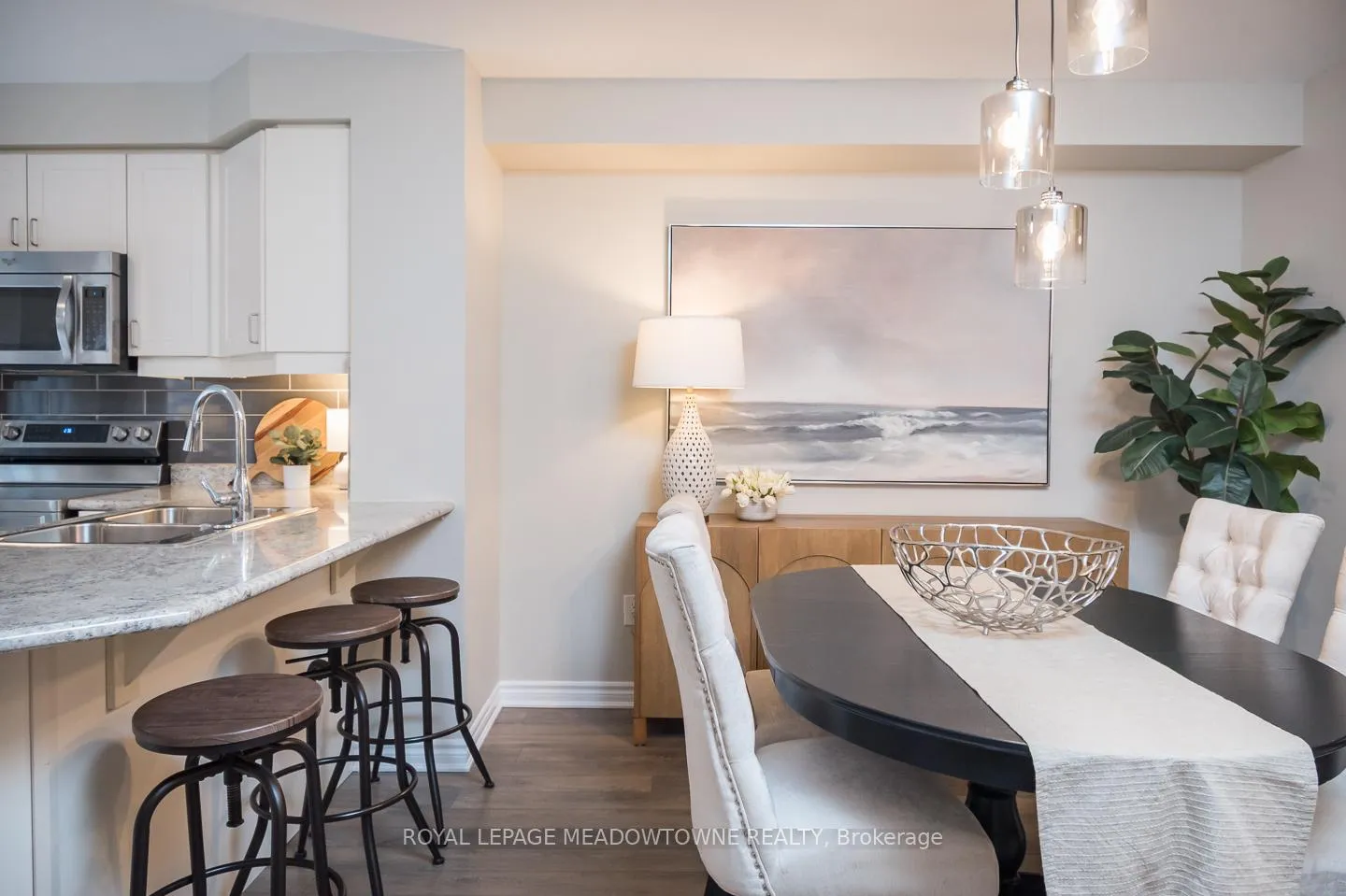 Photo 9 of 1667 Clitherow Street, Milton, Ford — HOMEH
