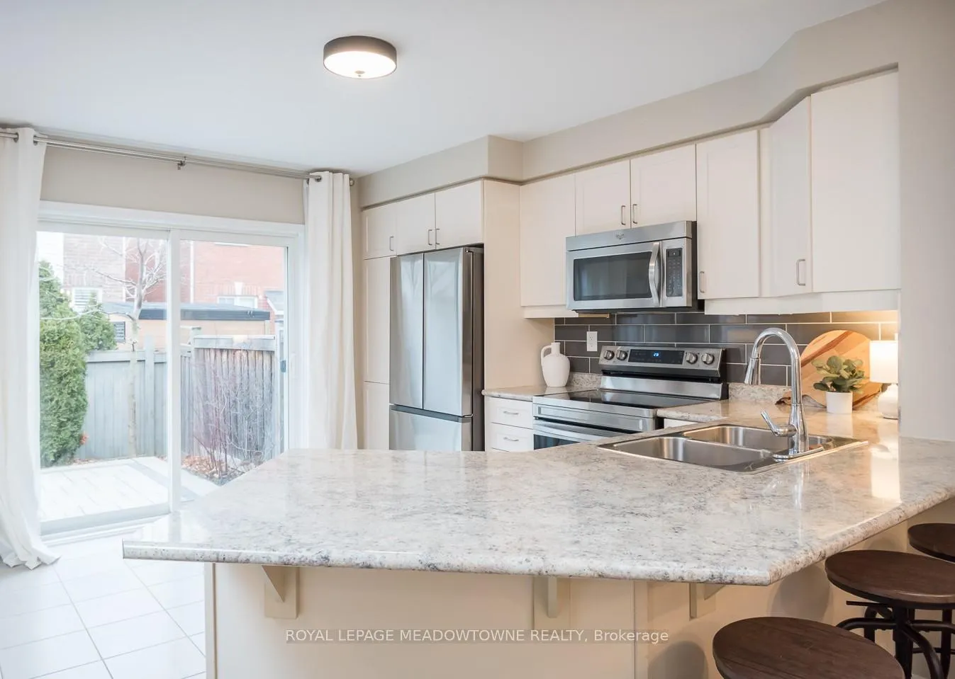 Photo 13 of 1667 Clitherow Street, Milton, Ford — HOMEH