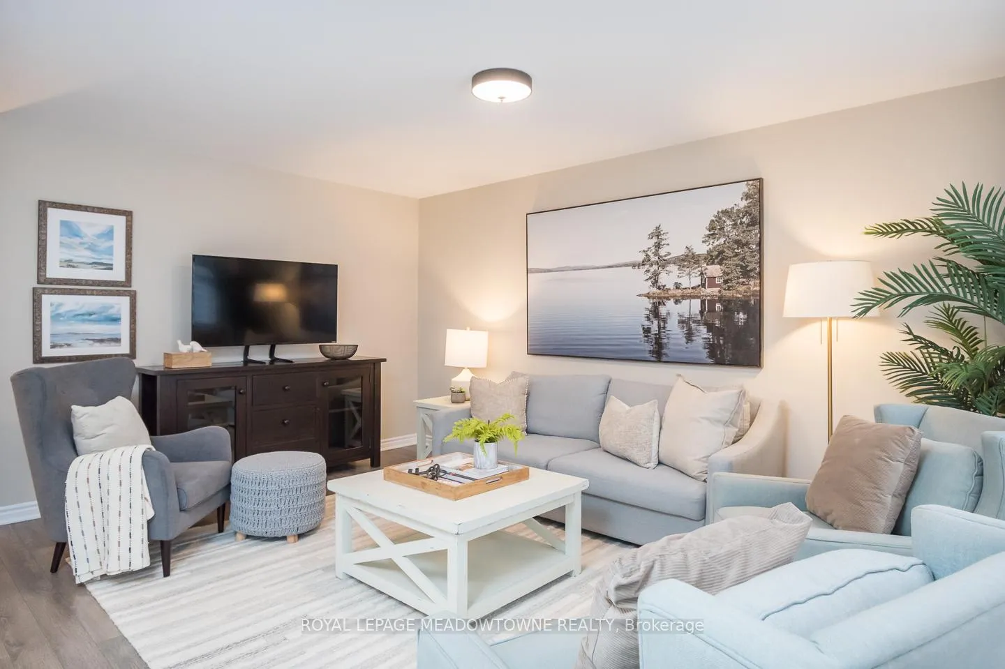 Photo 16 of 1667 Clitherow Street, Milton, Ford — HOMEH