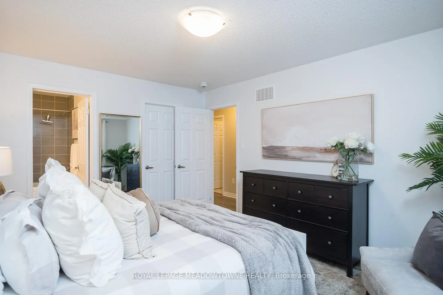 Photo 24 of 1667 Clitherow Street, Milton, Ford — HOMEH