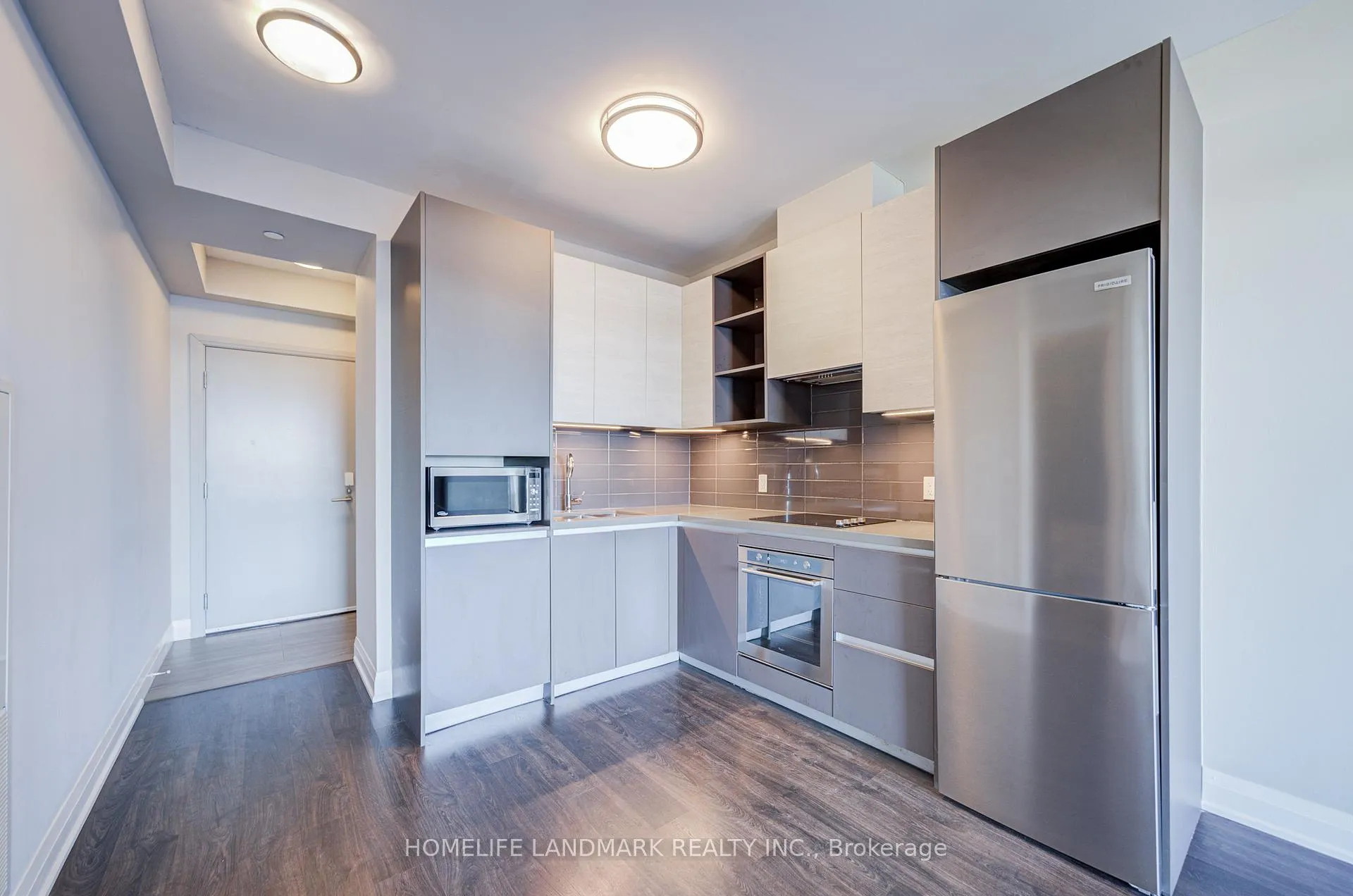 Photo 1 of Unit 519, 396 Highway 7 E, Richmond Hill, Doncrest — HOMEH