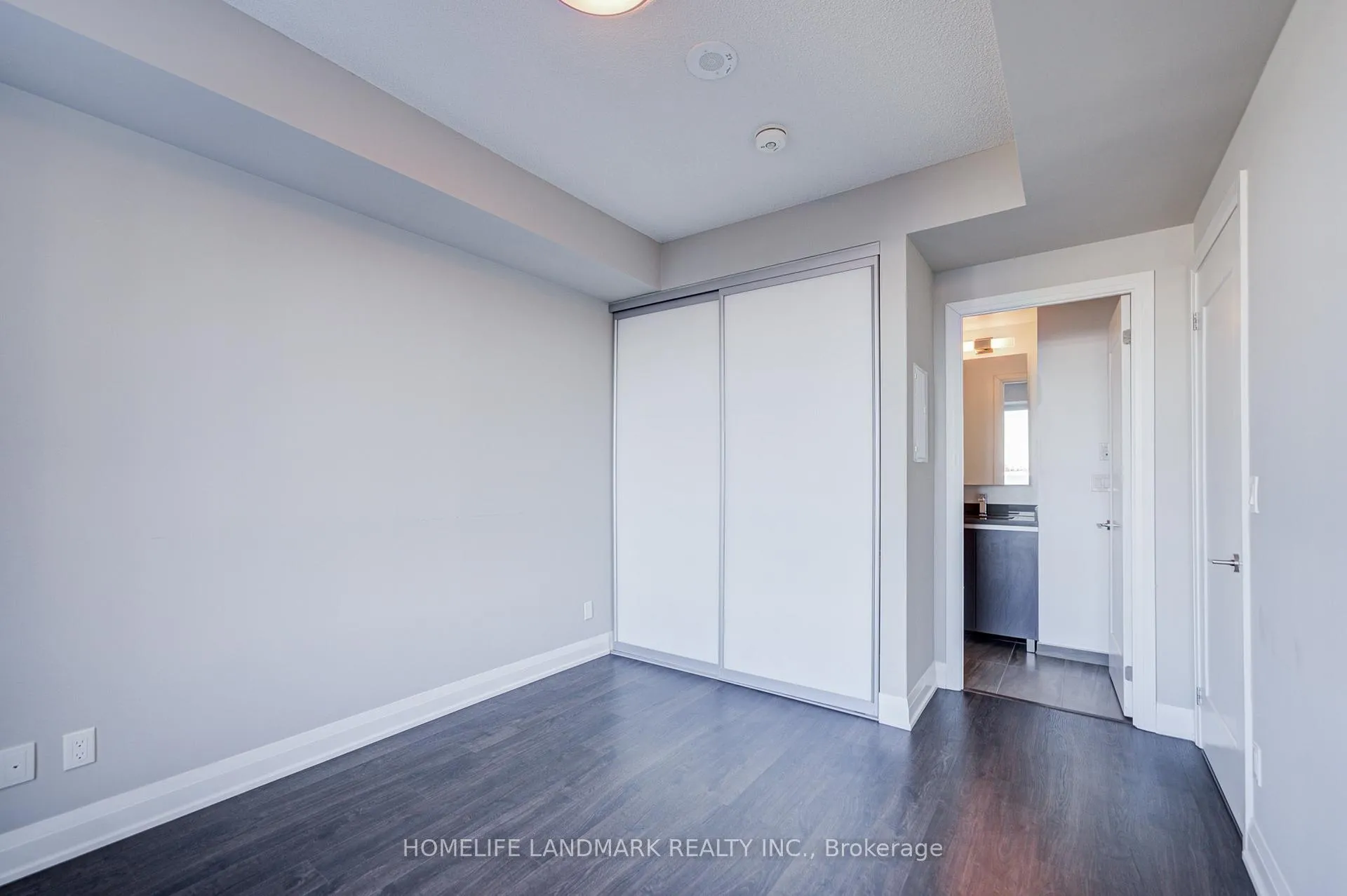Photo 6 of Unit 519, 396 Highway 7 E, Richmond Hill, Doncrest — HOMEH