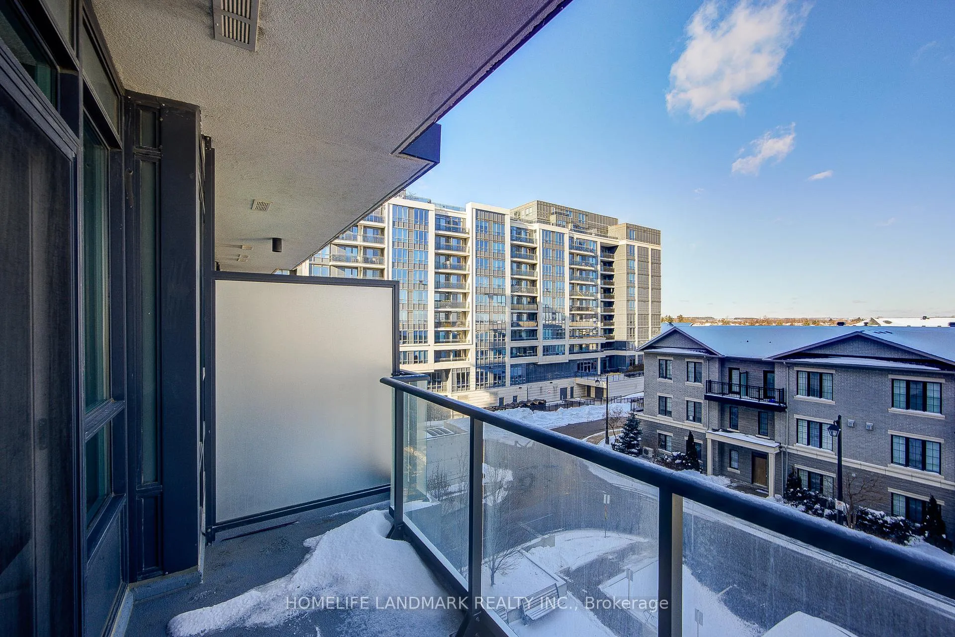 Photo 11 of Unit 519, 396 Highway 7 E, Richmond Hill, Doncrest — HOMEH