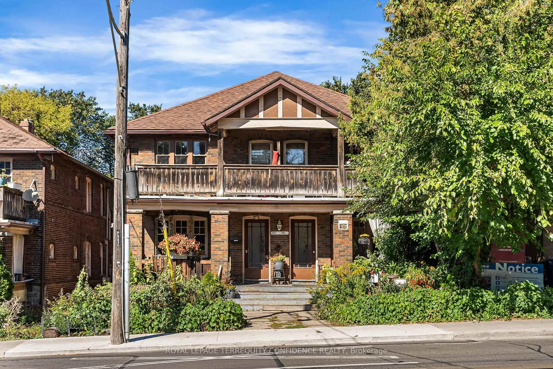 Photo 6 of 558-562 Kingston Road, Toronto, East End-Danforth — HOMEH