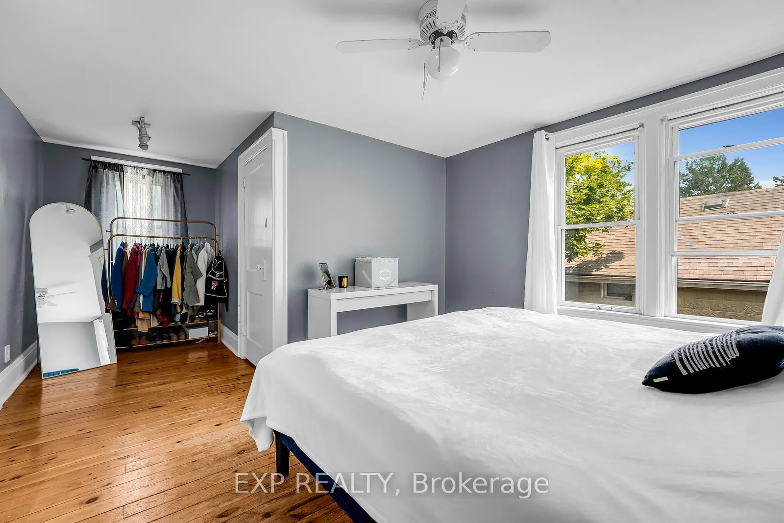 Photo 16 of 81 Mill Street, Richmond Hill, Mill Pond — HOMEH
